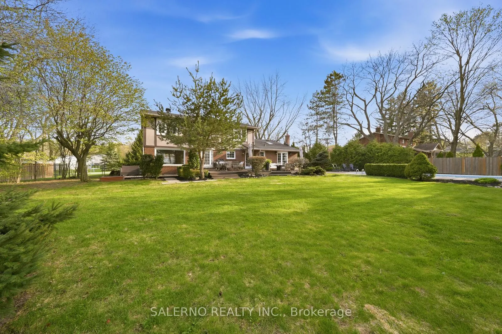 Photo 48 of 8 Simon Henry Avenue, King, Nobleton — HOMEH