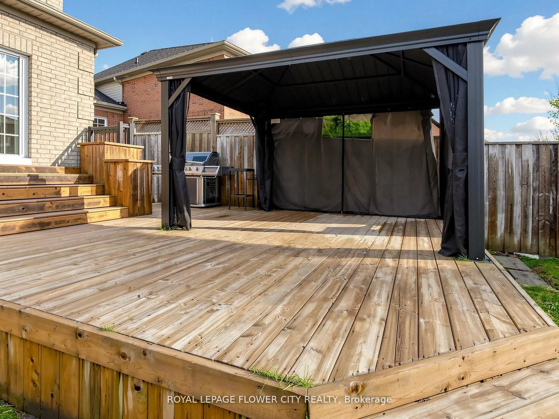 Photo 28 of 2 Don Morris Court, Clarington, Bowmanville — HOMEH