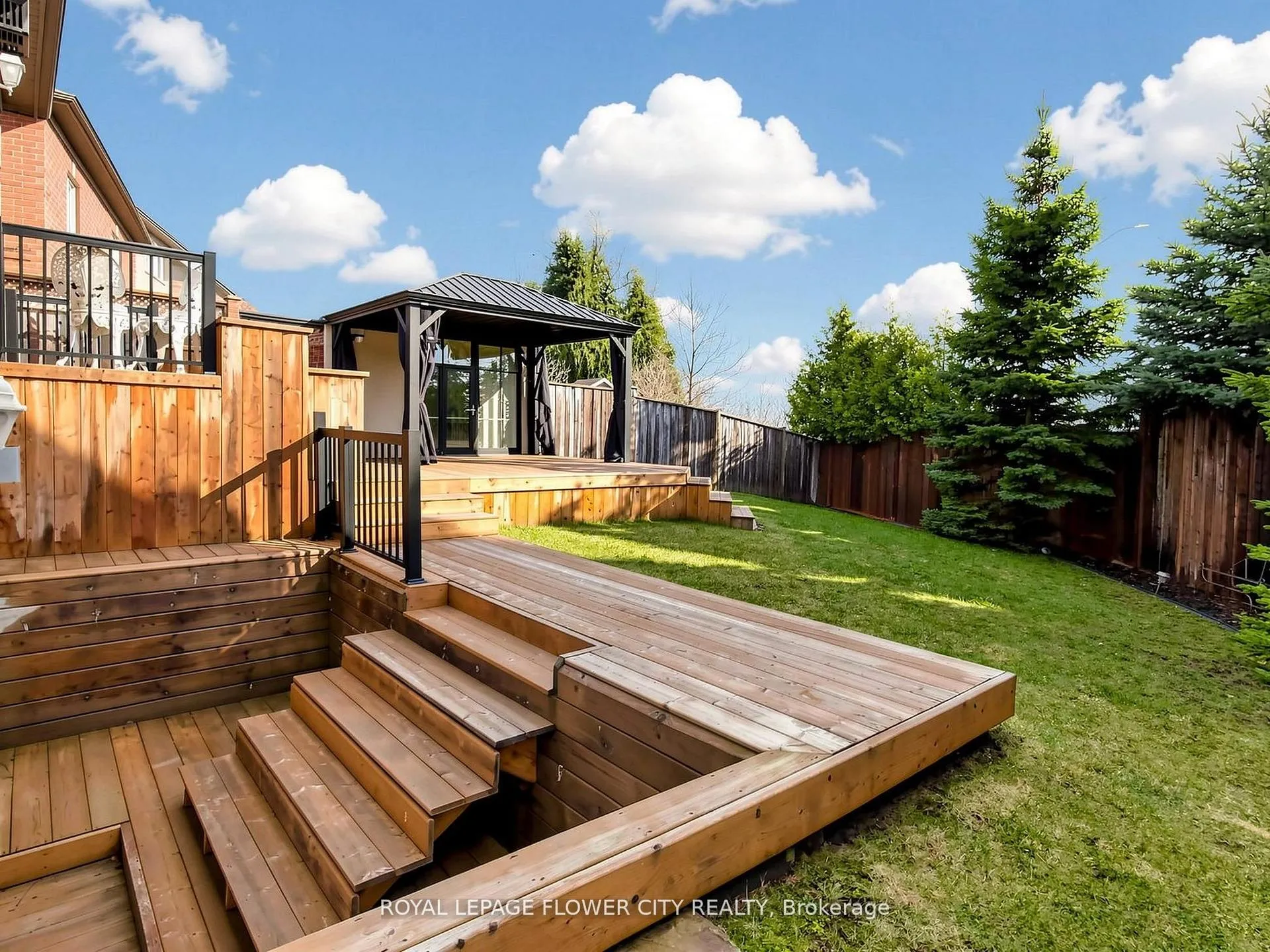 Photo 30 of 2 Don Morris Court, Clarington, Bowmanville — HOMEH