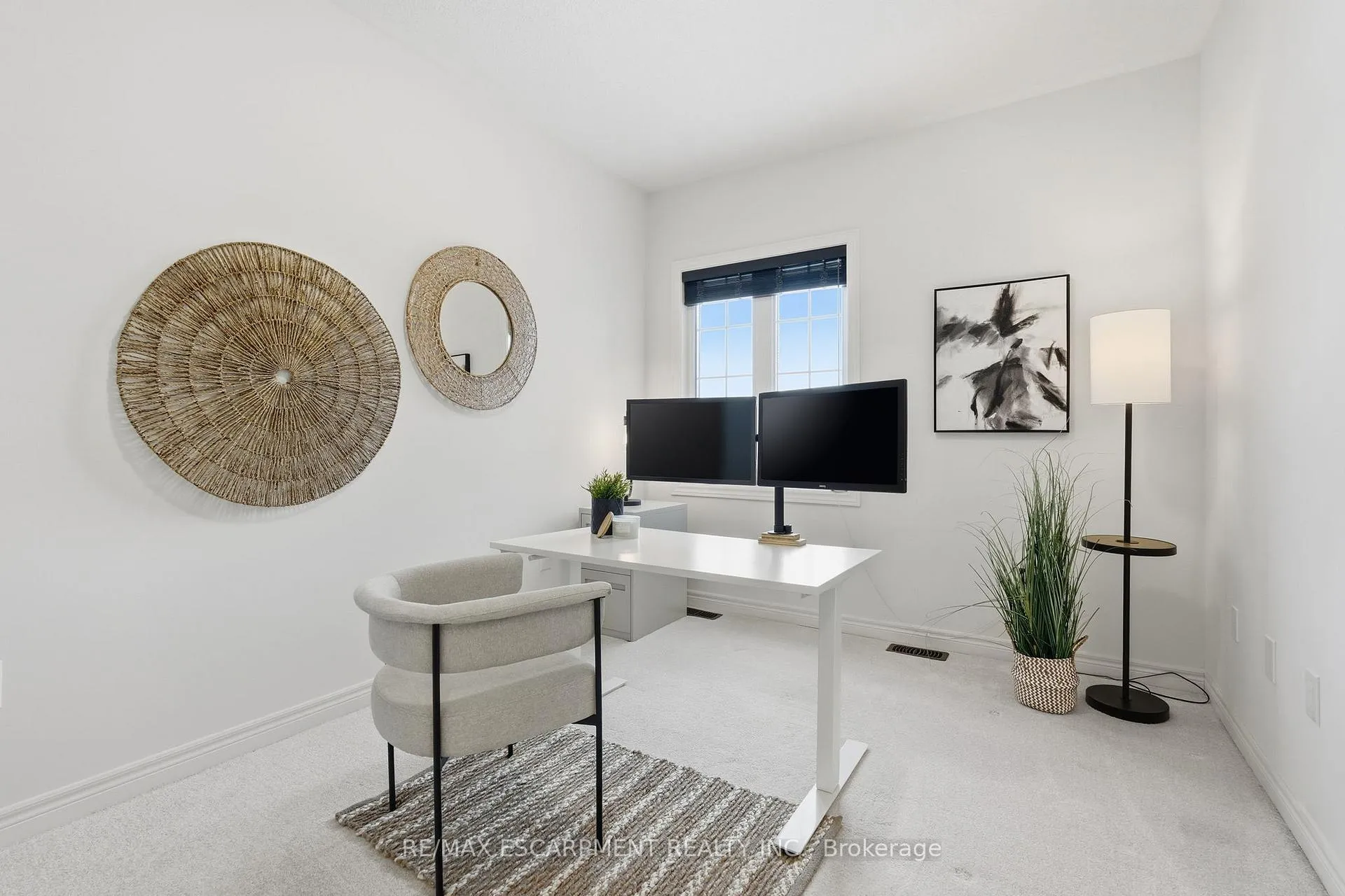 Photo 26 of 33 Mountain Heights Place, Hamilton, Waterdown — HOMEH