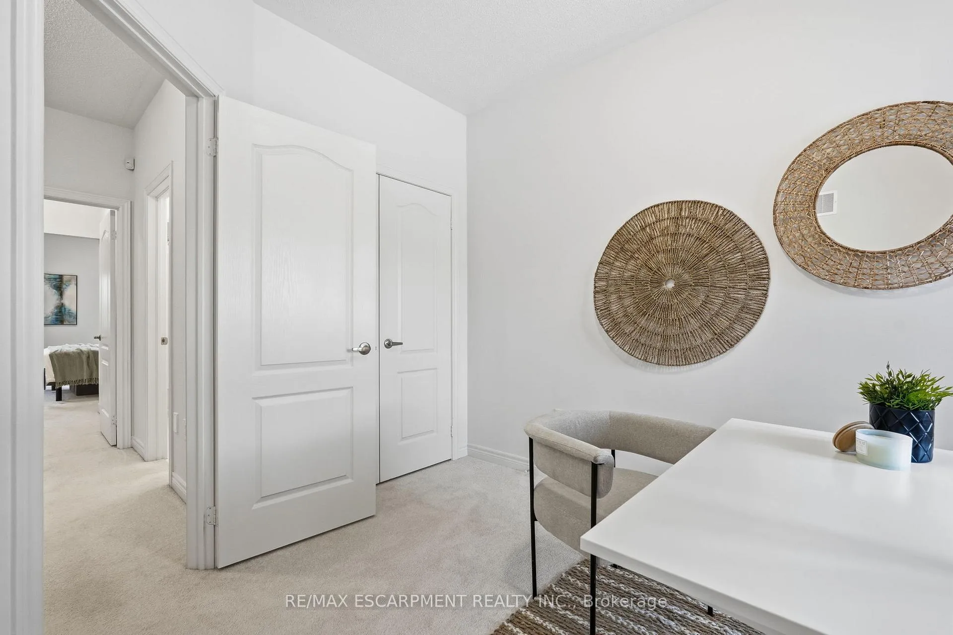 Photo 27 of 33 Mountain Heights Place, Hamilton, Waterdown — HOMEH