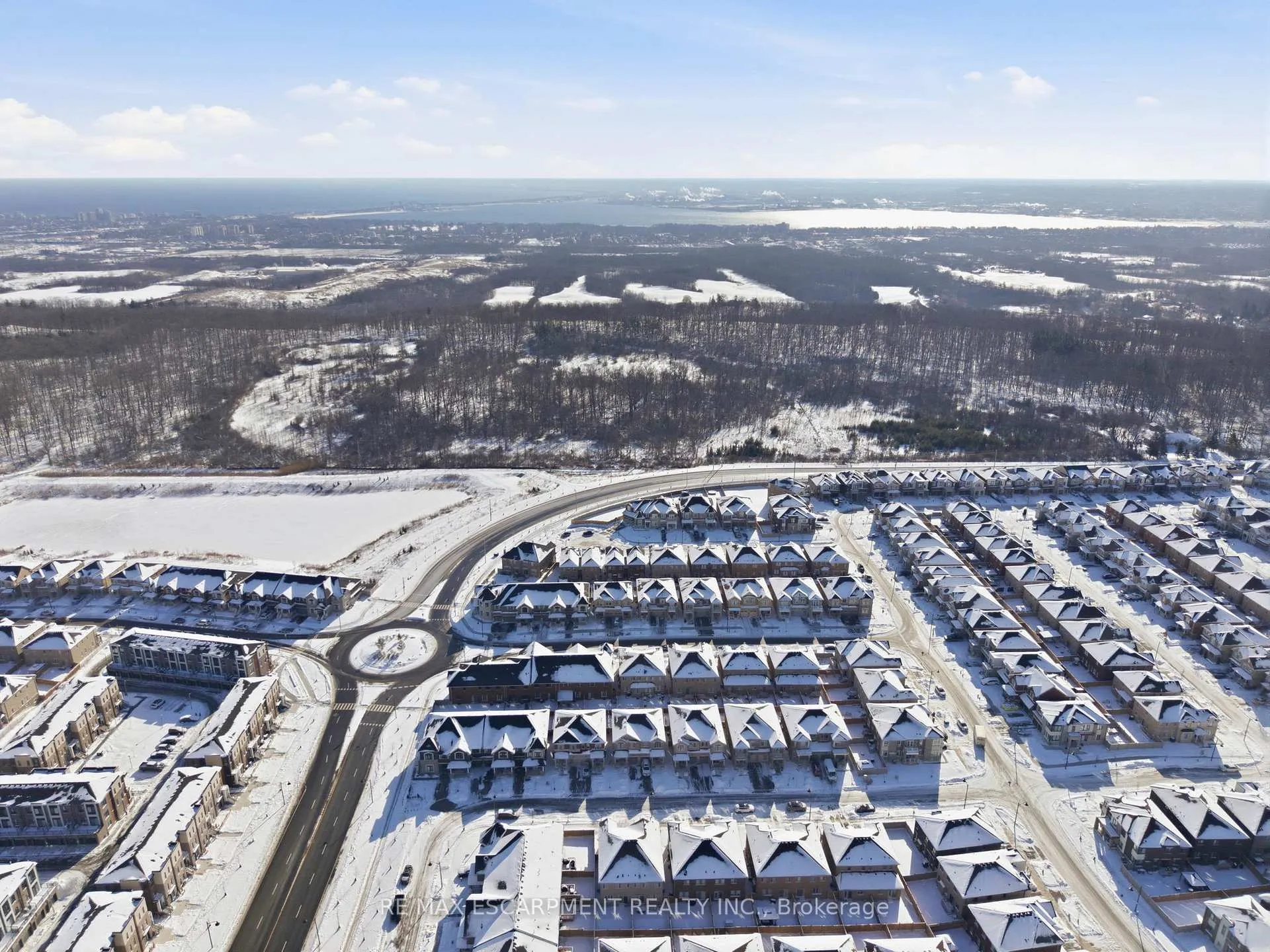 Photo 35 of 33 Mountain Heights Place, Hamilton, Waterdown — HOMEH