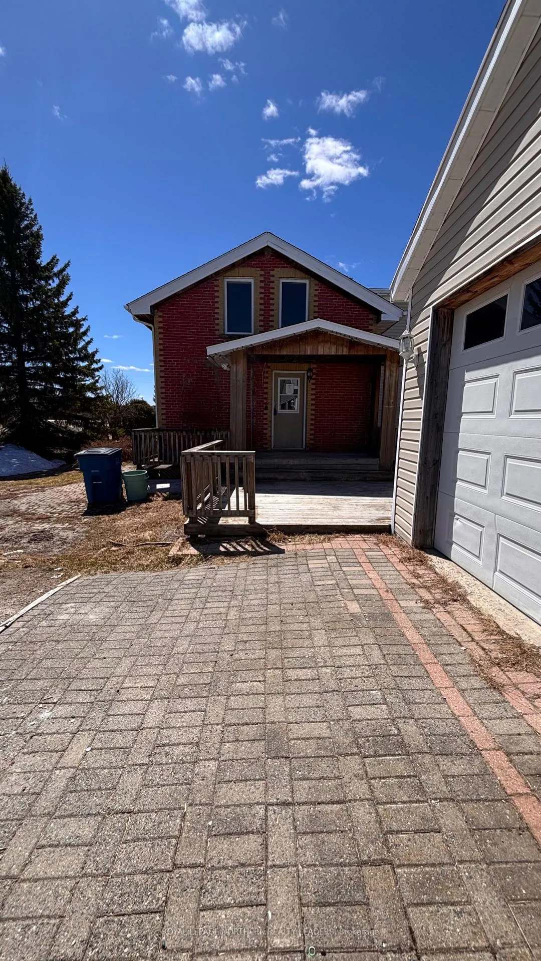 Photo 3 of 2343 Genier Road, Cochrane — HOMEH