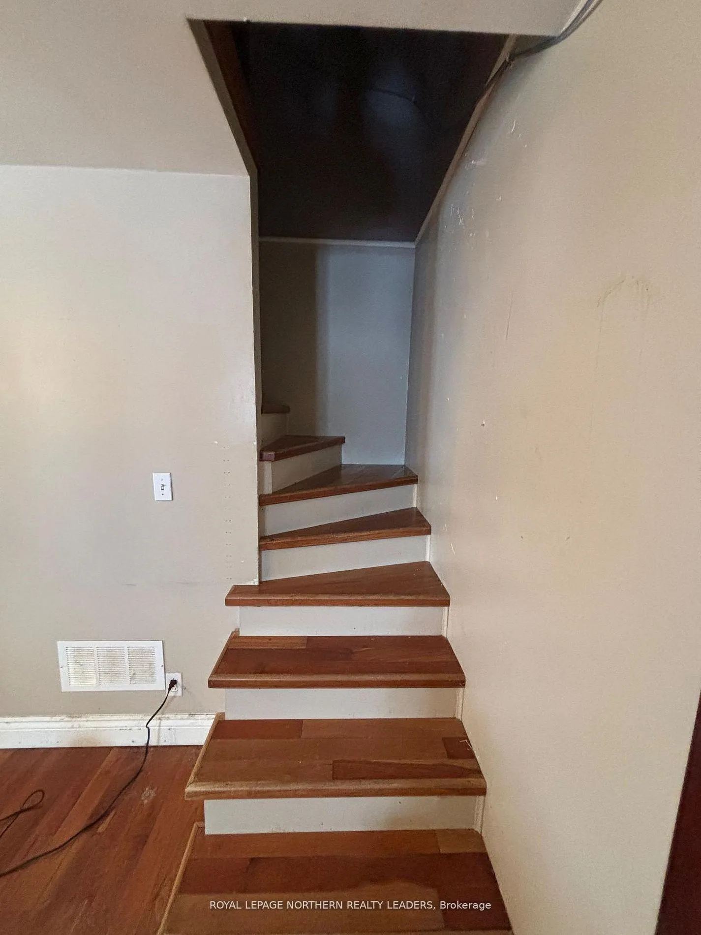 Photo 15 of 2343 Genier Road, Cochrane — HOMEH