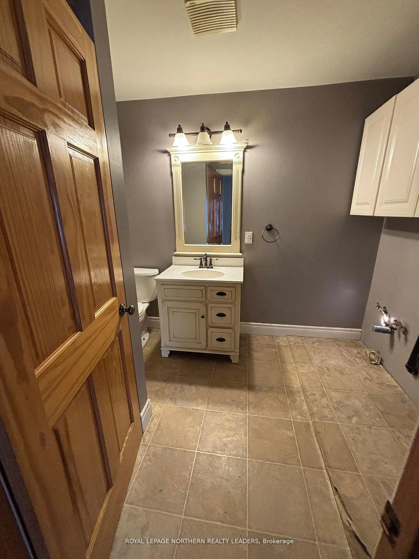 Photo 25 of 2343 Genier Road, Cochrane — HOMEH