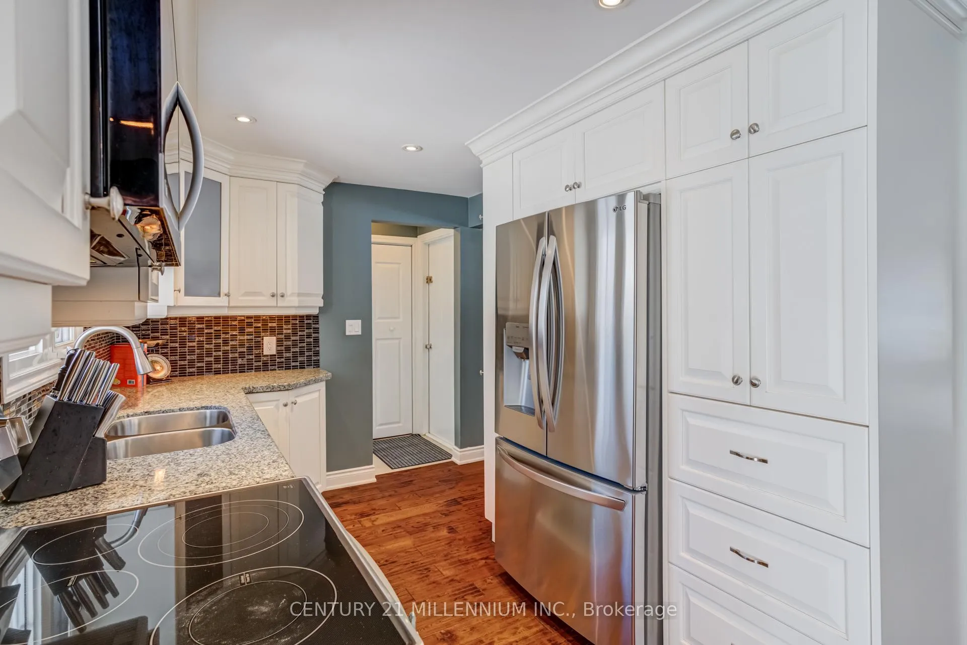 Photo 10 of 58 Ridgehill Drive, Brampton, Brampton South — HOMEH