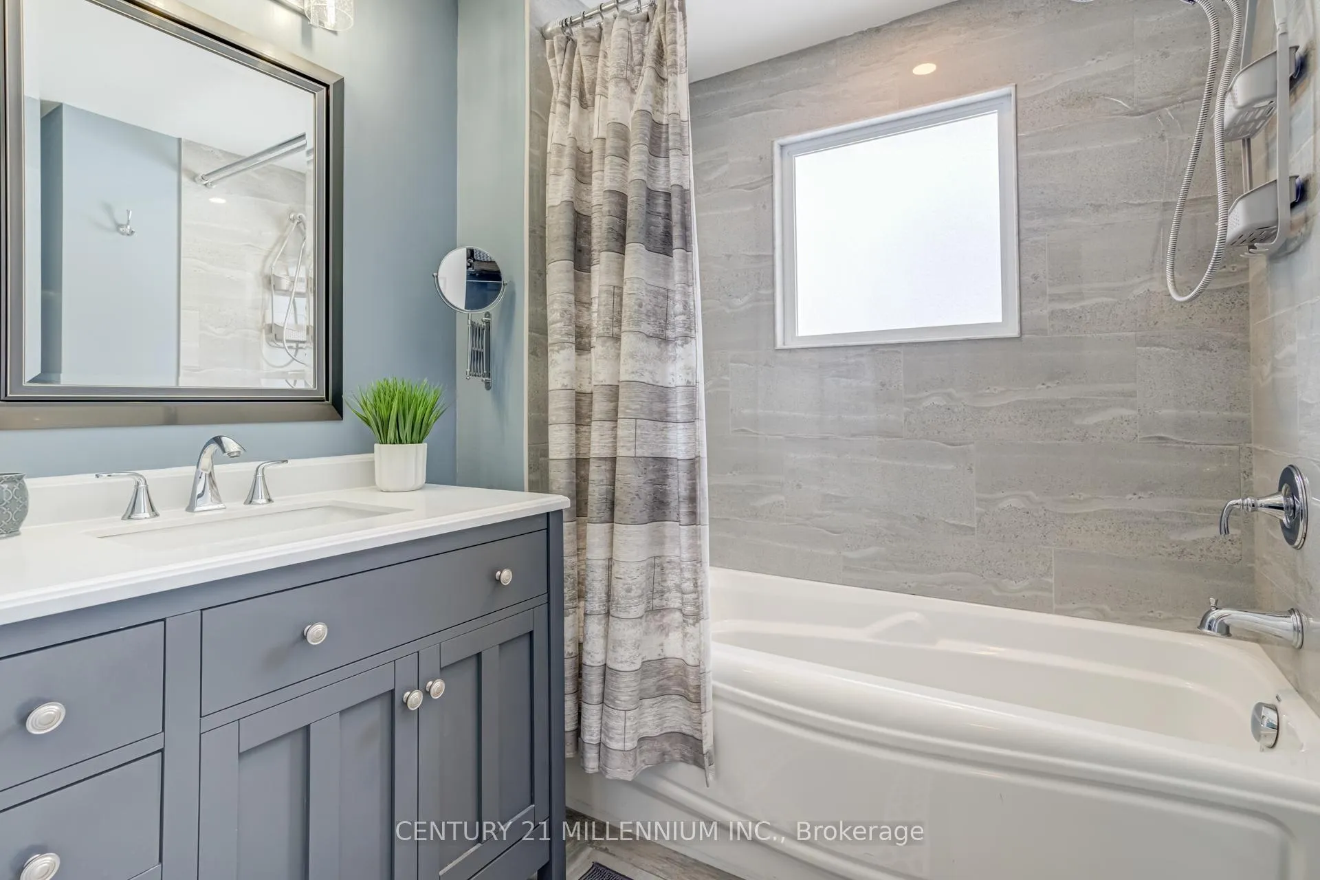 Photo 17 of 58 Ridgehill Drive, Brampton, Brampton South — HOMEH
