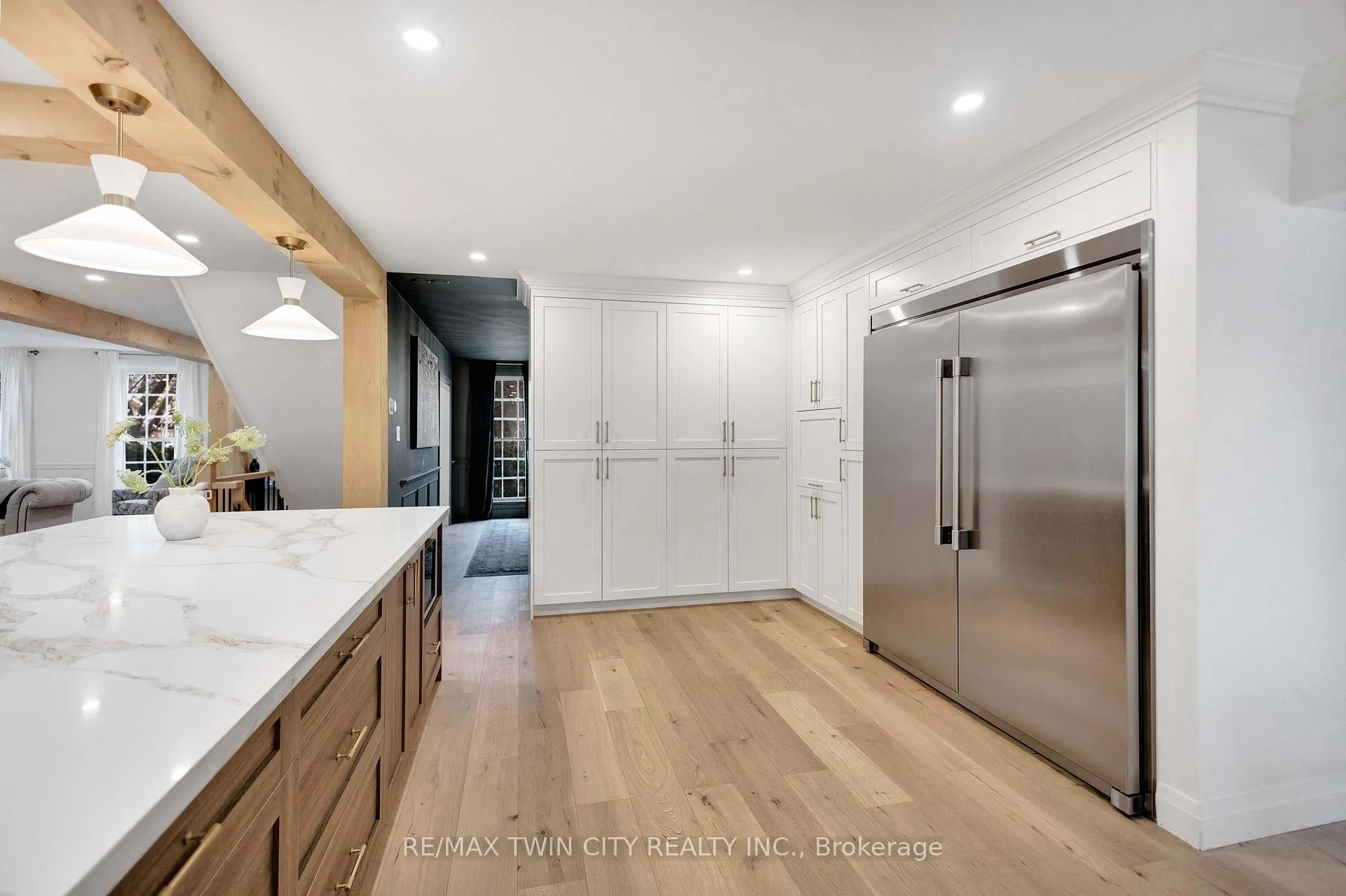 Photo 10 of 17 Braemar Place, Hamilton, Mohawk — HOMEH