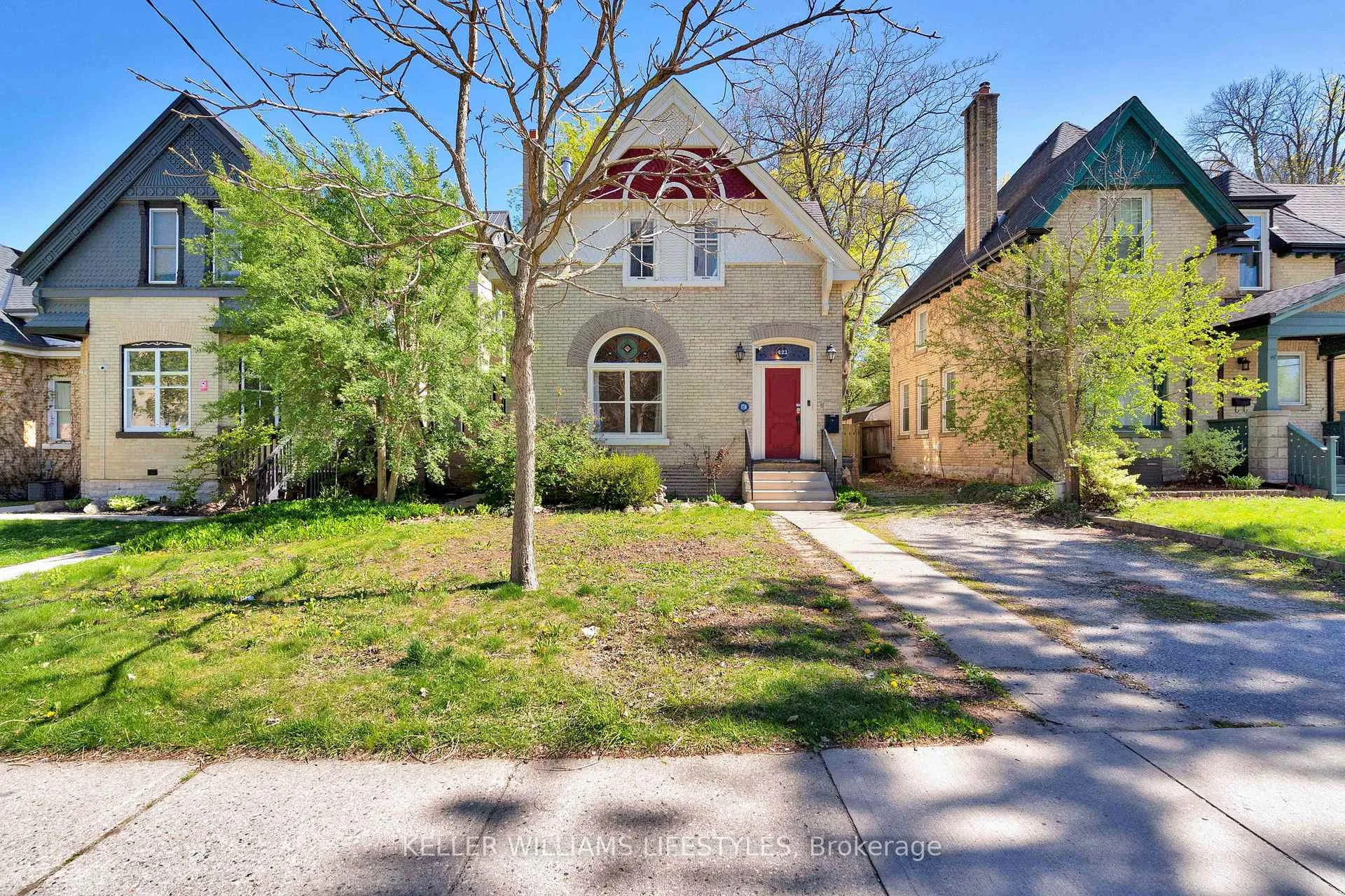 Photo 2 of 421 Central Avenue, London, East F — HOMEH