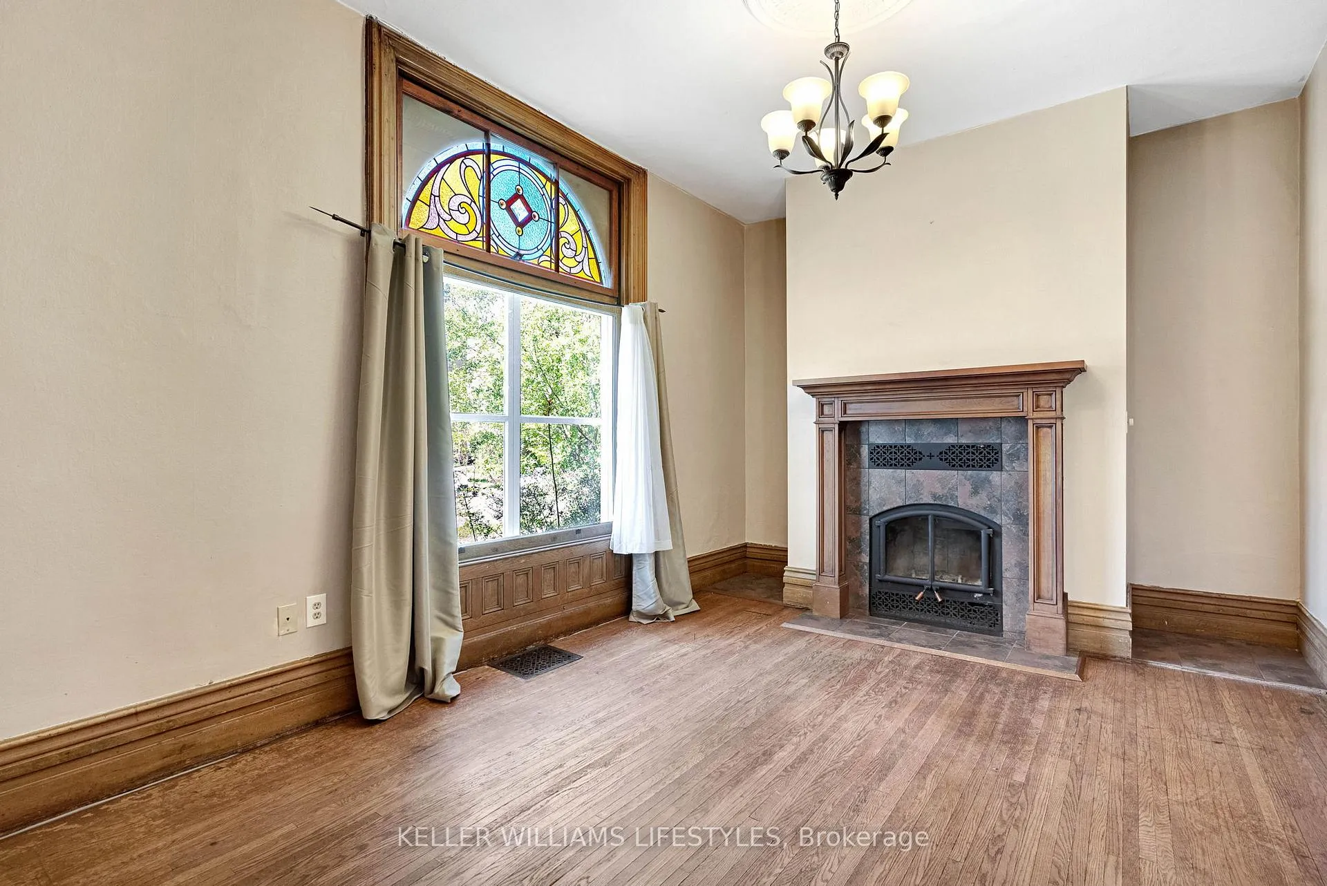 Photo 8 of 421 Central Avenue, London, East F — HOMEH