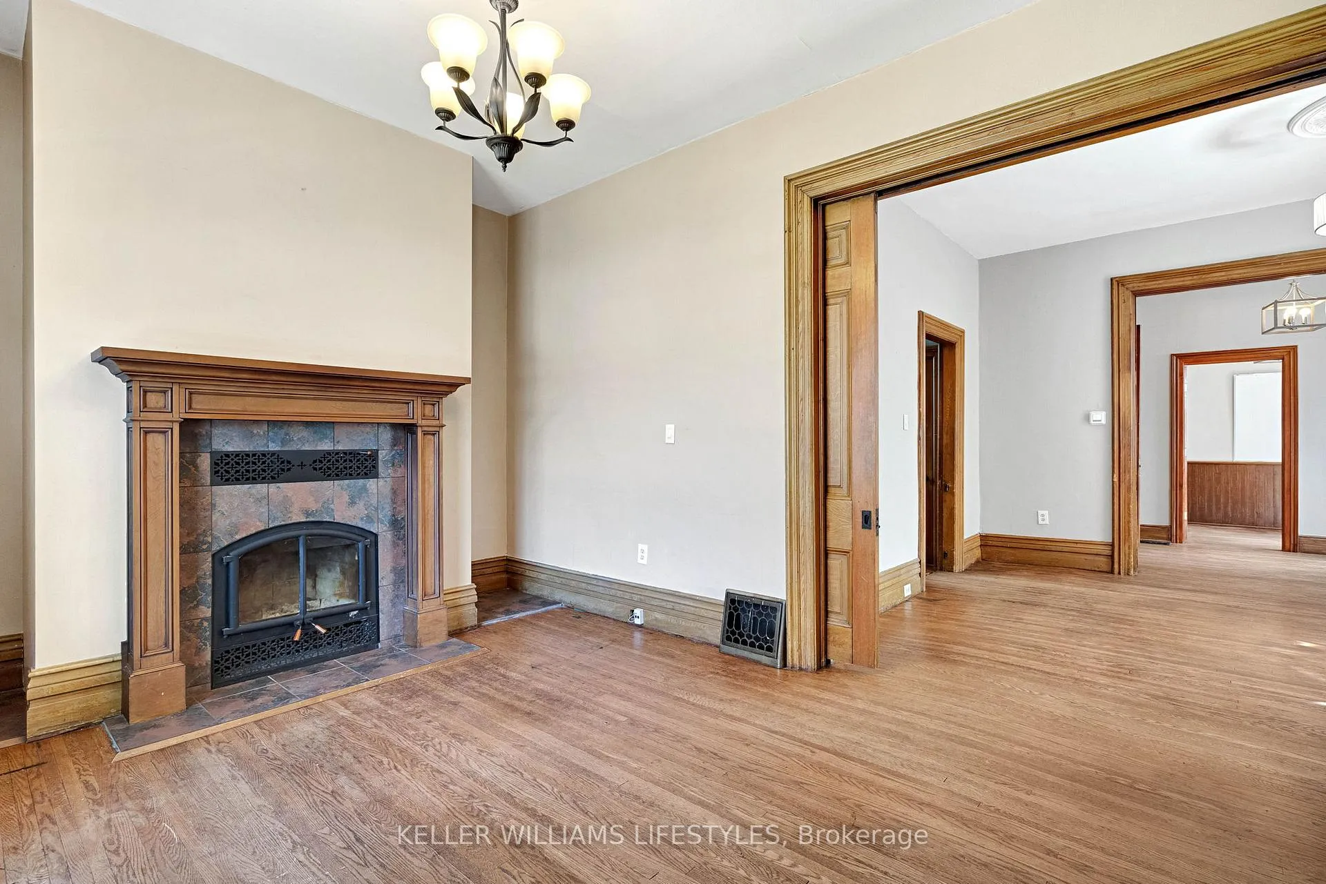 Photo 10 of 421 Central Avenue, London, East F — HOMEH
