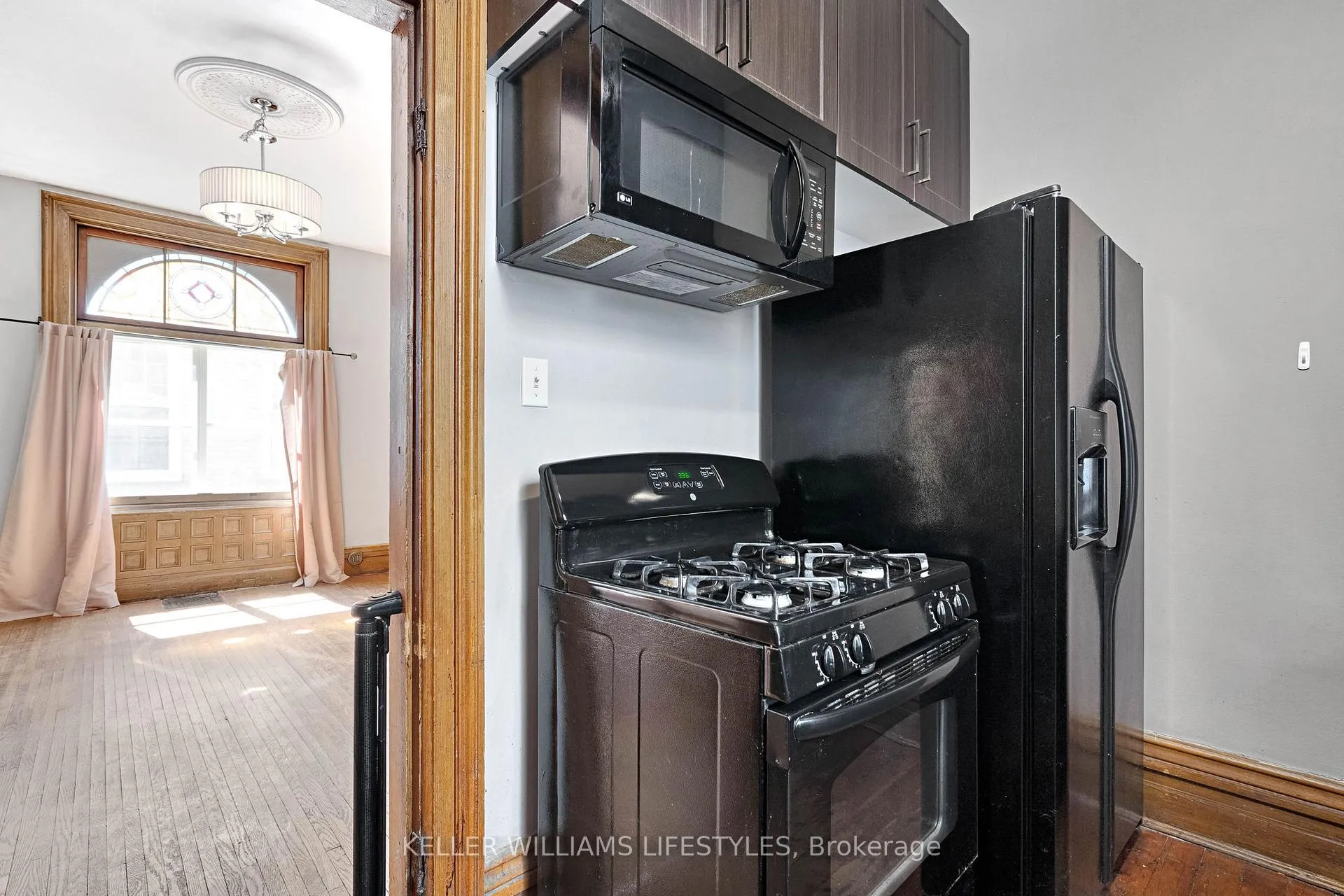 Photo 20 of 421 Central Avenue, London, East F — HOMEH