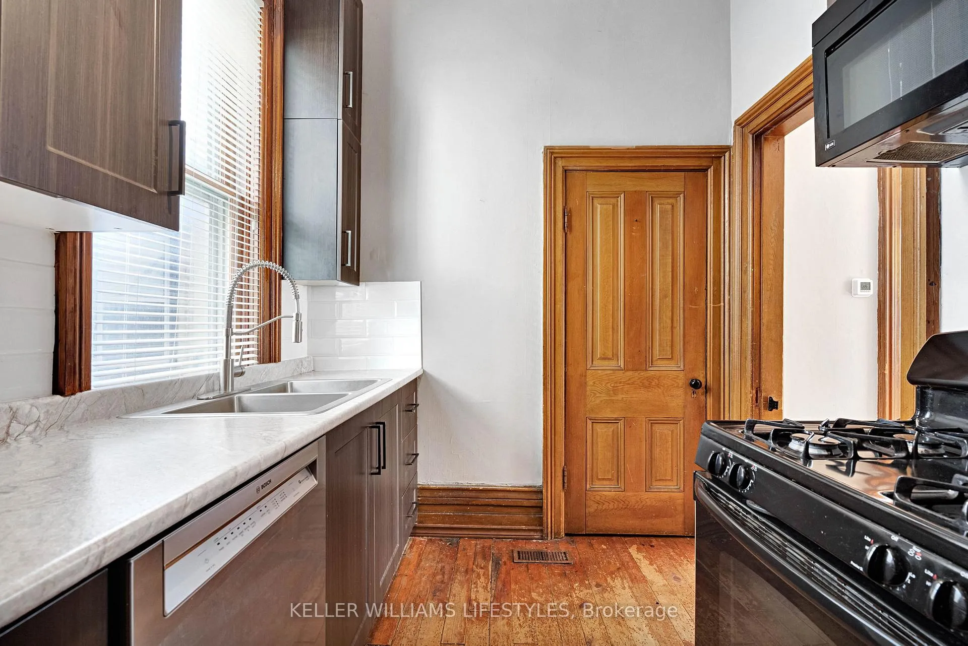 Photo 21 of 421 Central Avenue, London, East F — HOMEH