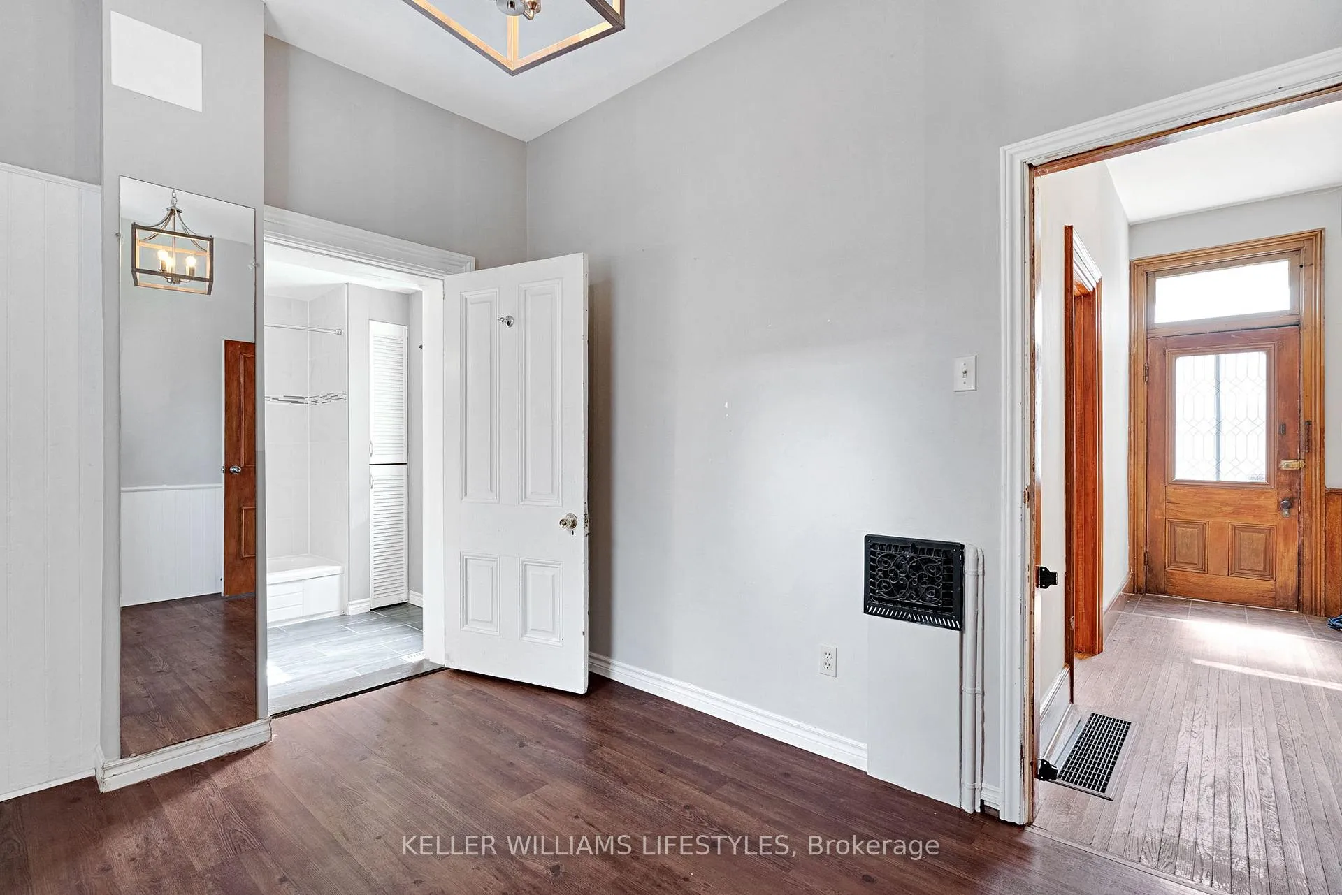 Photo 27 of 421 Central Avenue, London, East F — HOMEH