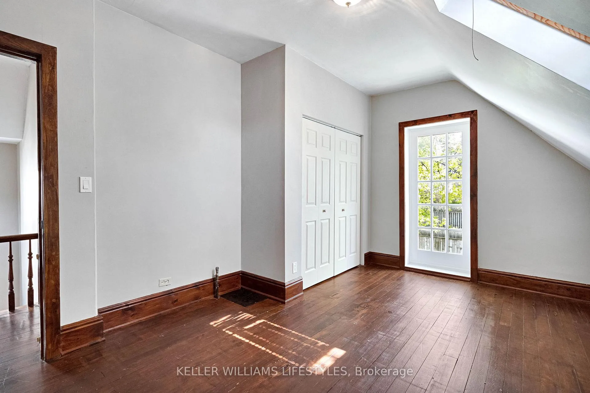 Photo 36 of 421 Central Avenue, London, East F — HOMEH