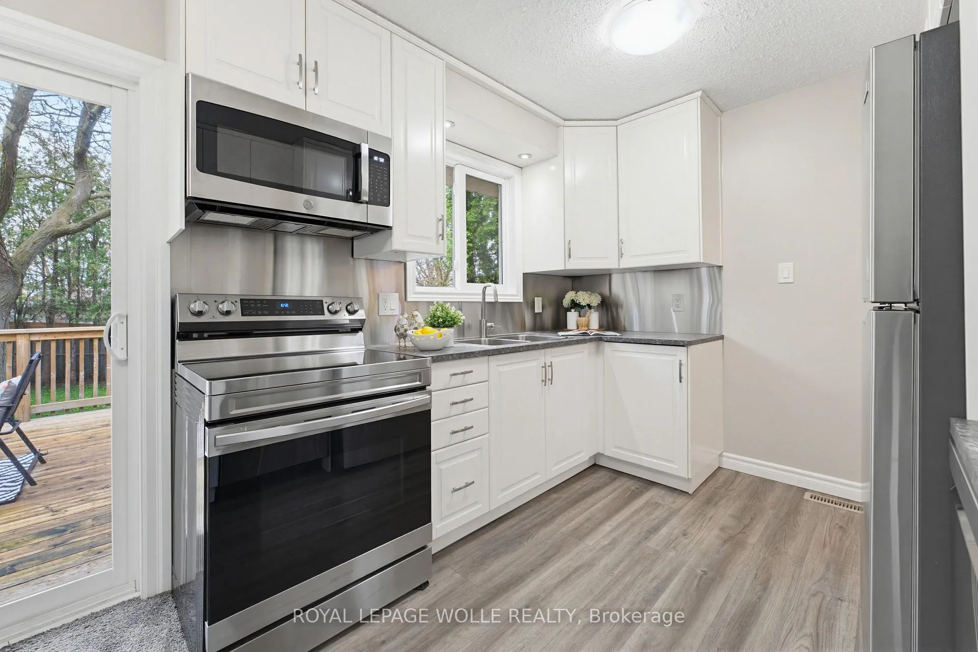 Photo 7 of 24 Hillmount Street, Waterloo — HOMEH