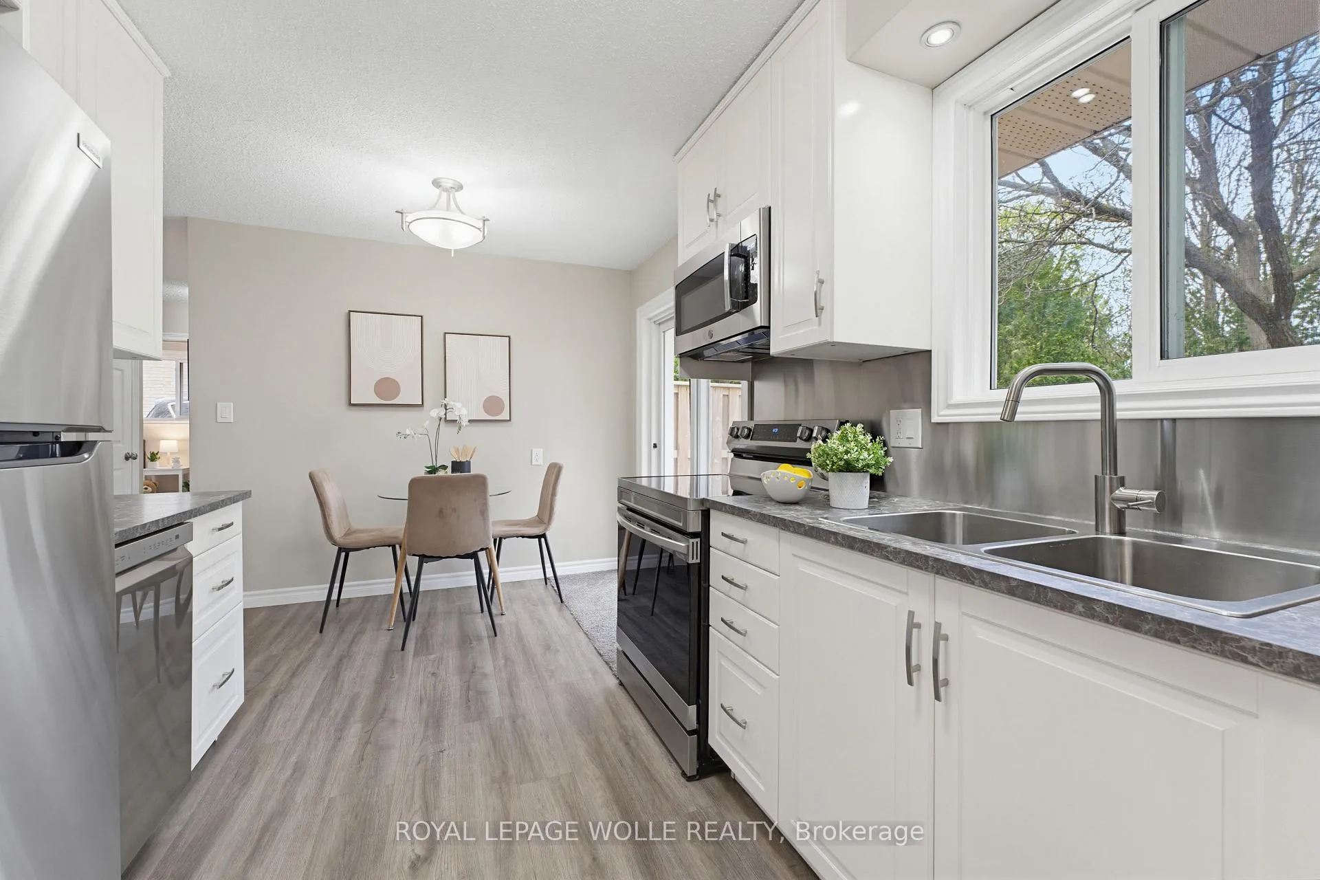 Photo 8 of 24 Hillmount Street, Waterloo — HOMEH