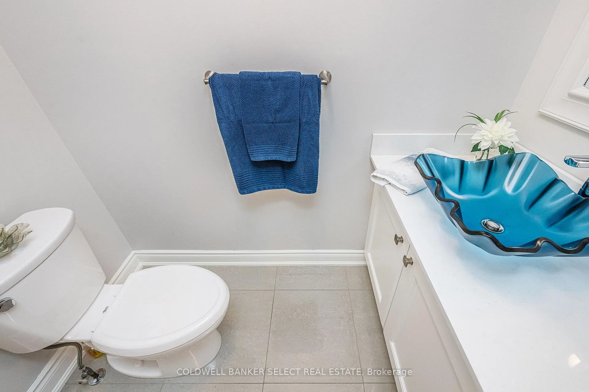 Photo 6 of 17 Cedargrove Road, Caledon, Bolton West — HOMEH