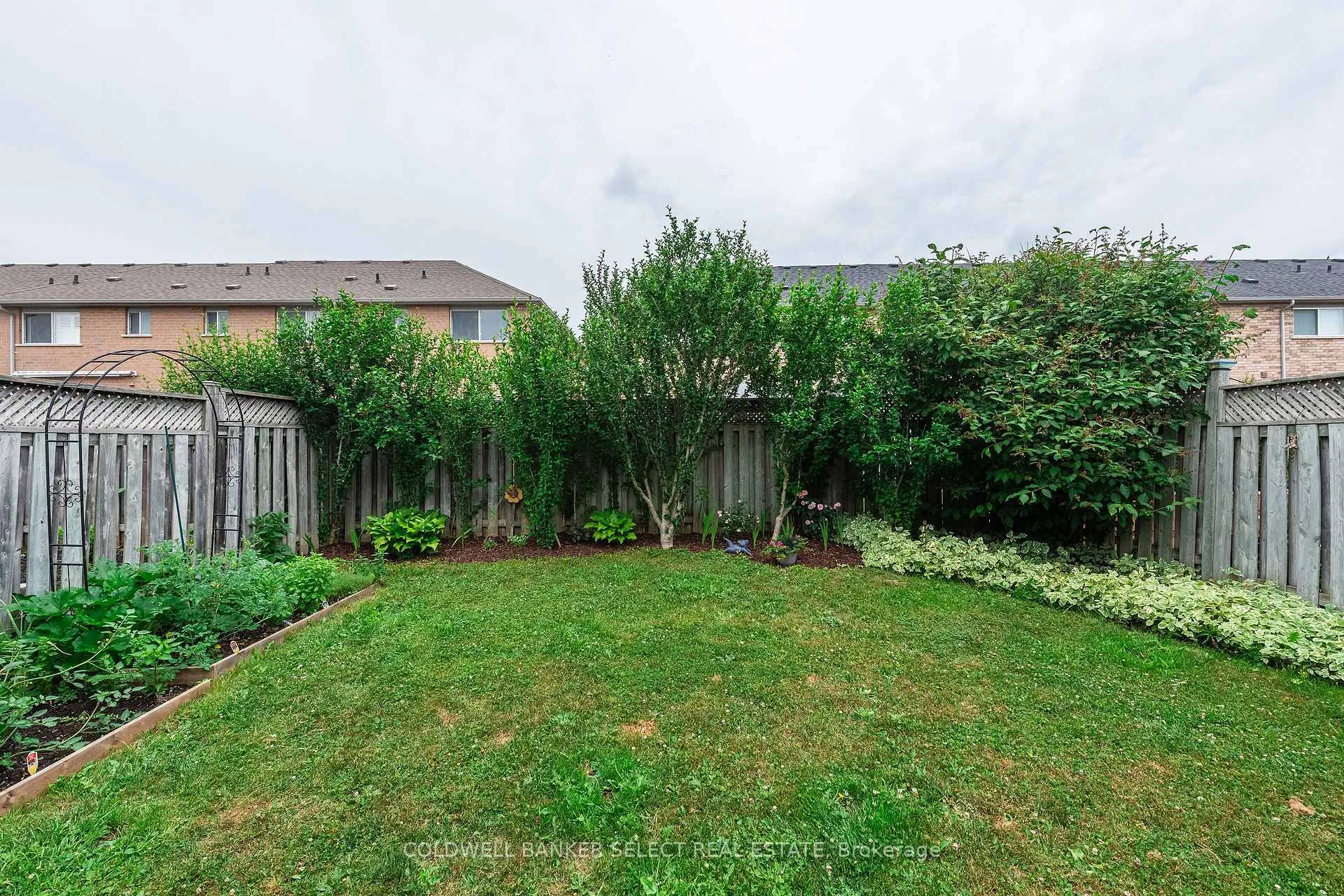 Photo 35 of 17 Cedargrove Road, Caledon, Bolton West — HOMEH