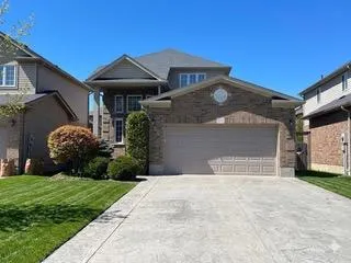 Front of 2334 Yellowbirch Way