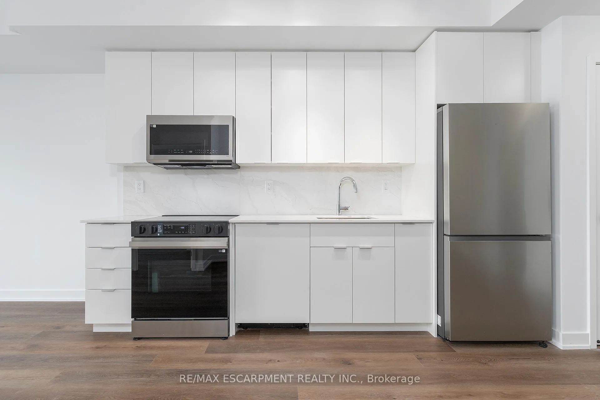 Photo 7 of Unit 1707, 2075 Lakeshore Road, Burlington, Brant — HOMEH