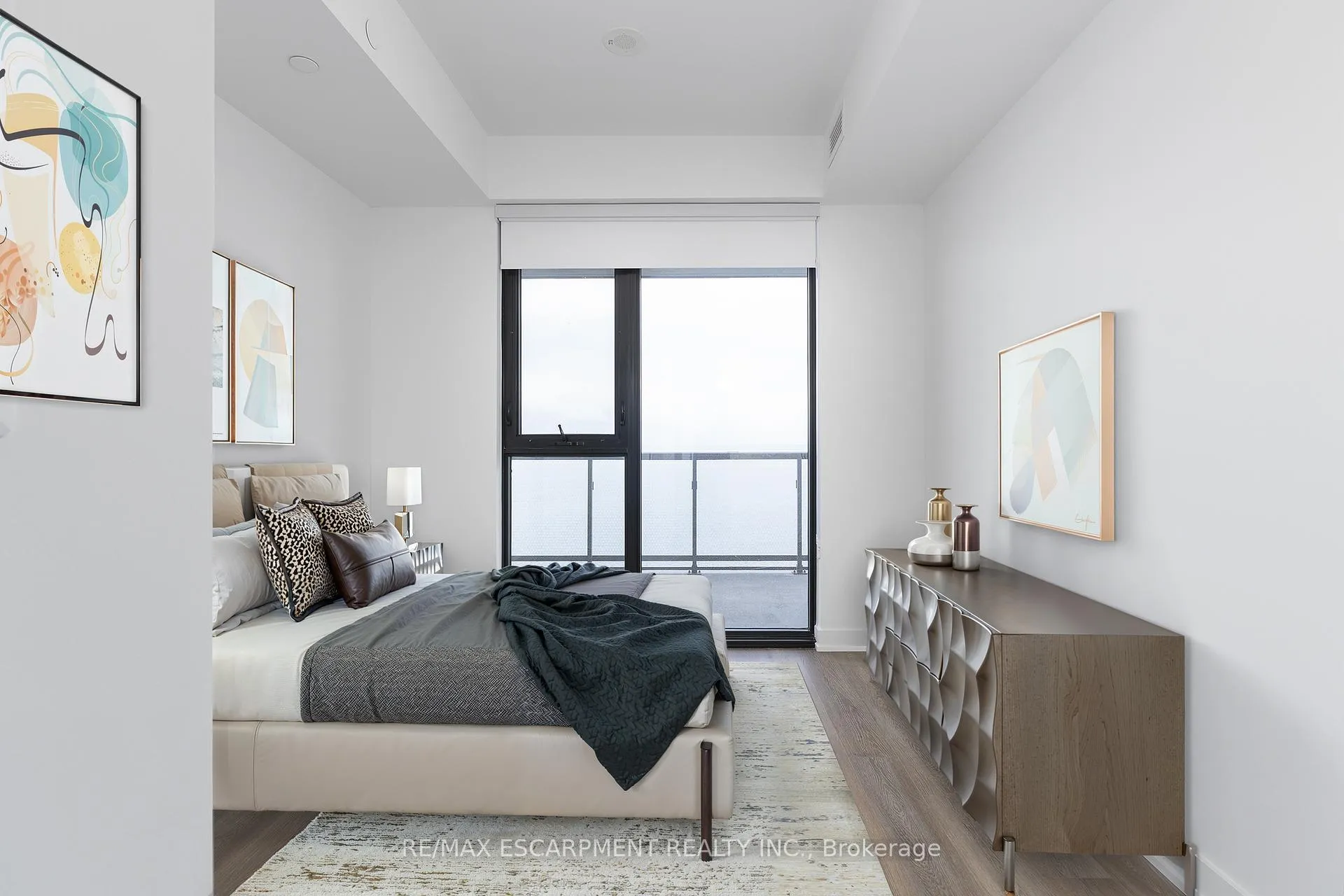 Photo 12 of Unit 1707, 2075 Lakeshore Road, Burlington, Brant — HOMEH