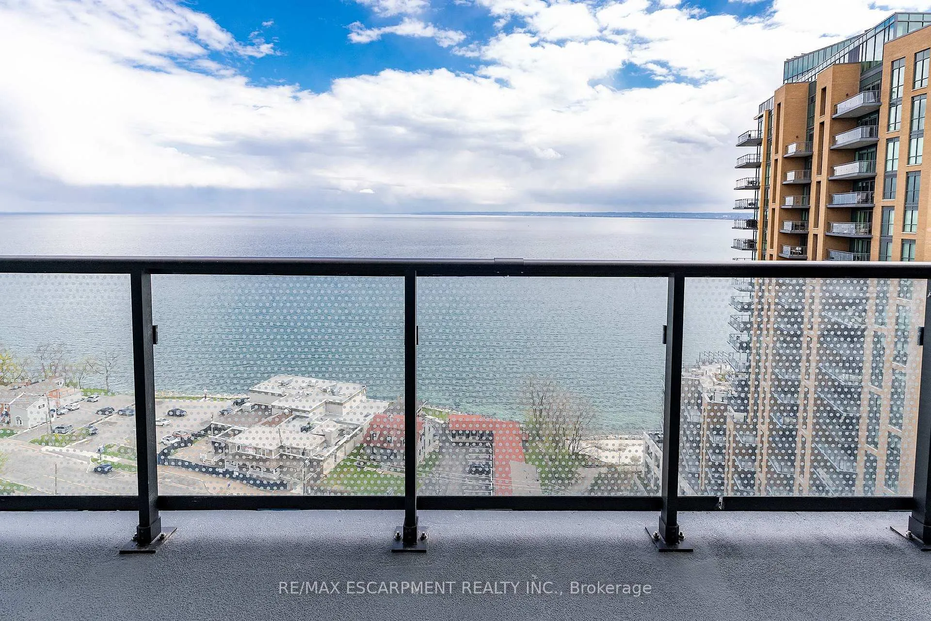 Photo 16 of Unit 1707, 2075 Lakeshore Road, Burlington, Brant — HOMEH