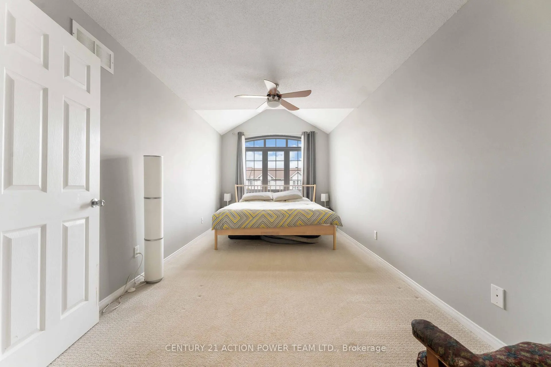 Photo 21 of 153 Lokoya Street, Ottawa, Kanata - Emerald Meadows/Trailwest — HOMEH