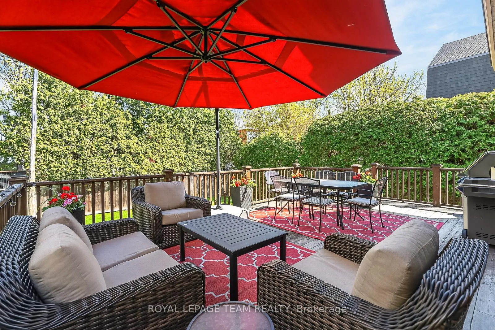 Photo 37 of 46 Ivy Crescent, Ottawa, Lindenlea — HOMEH