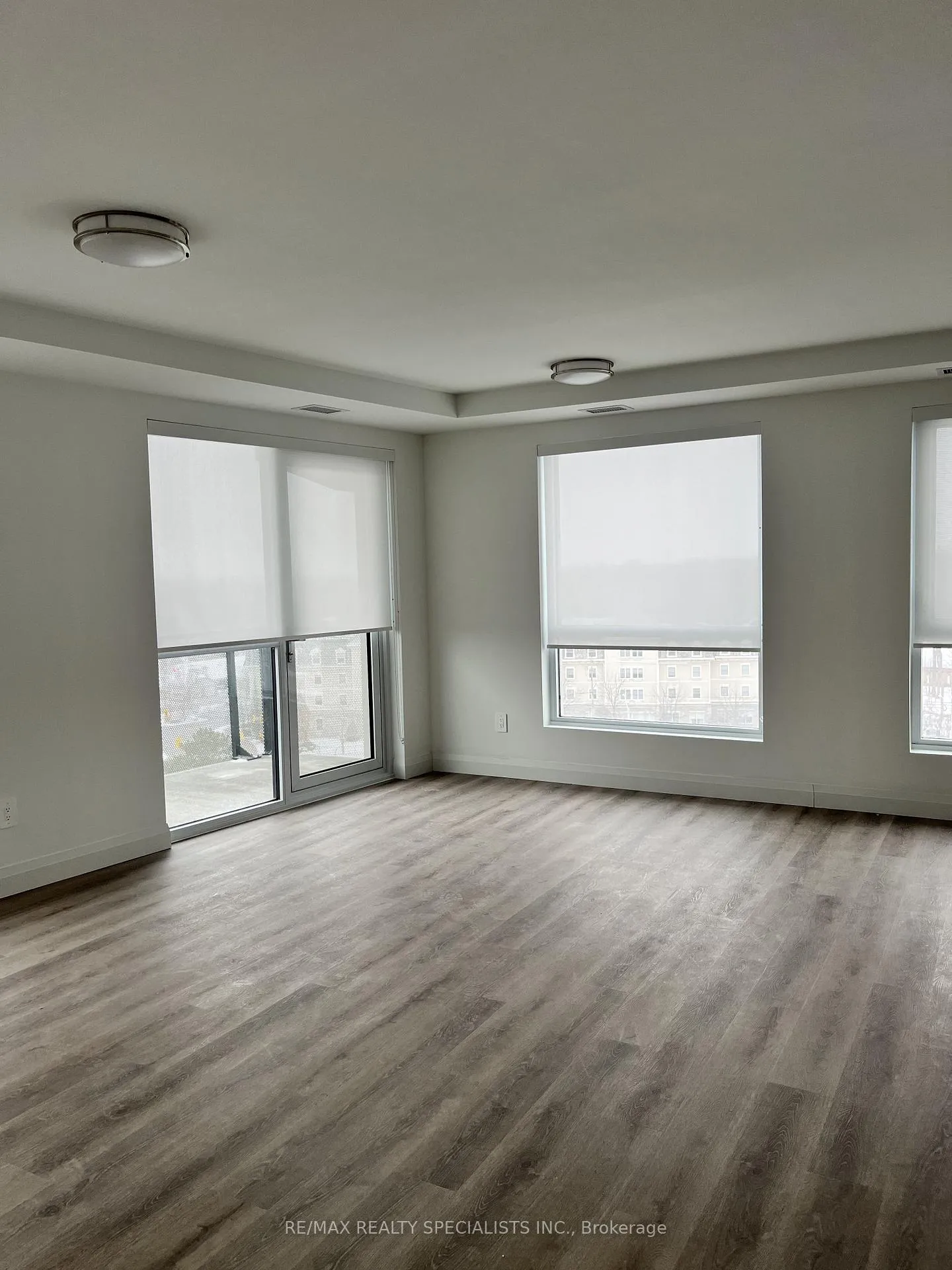 Photo 8 of Unit 808, 1333 Weber Street E, Kitchener — HOMEH