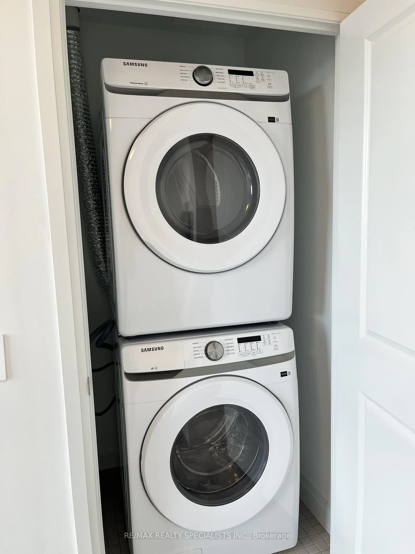 Photo 16 of Unit 808, 1333 Weber Street E, Kitchener — HOMEH
