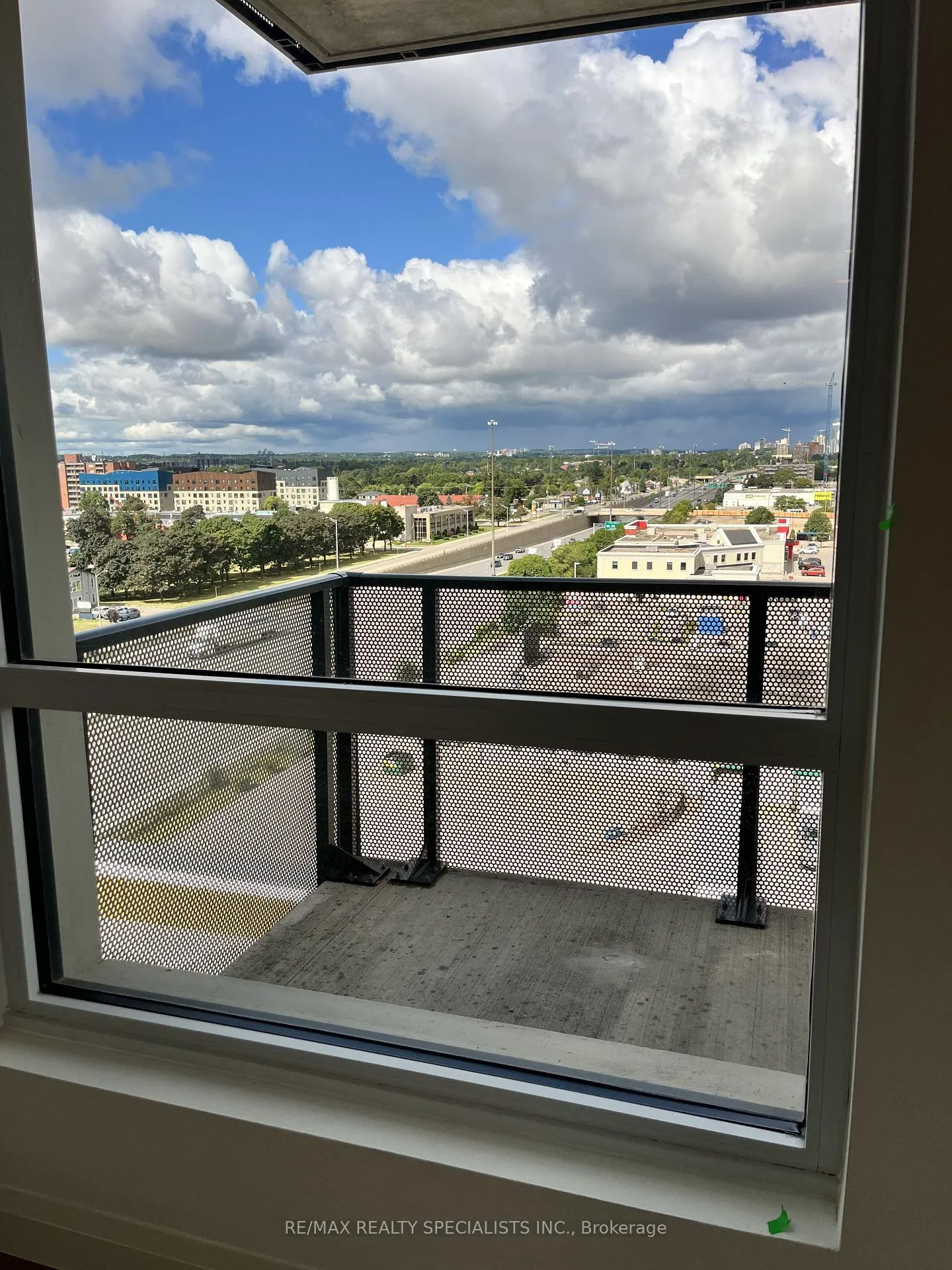 Photo 18 of Unit 808, 1333 Weber Street E, Kitchener — HOMEH
