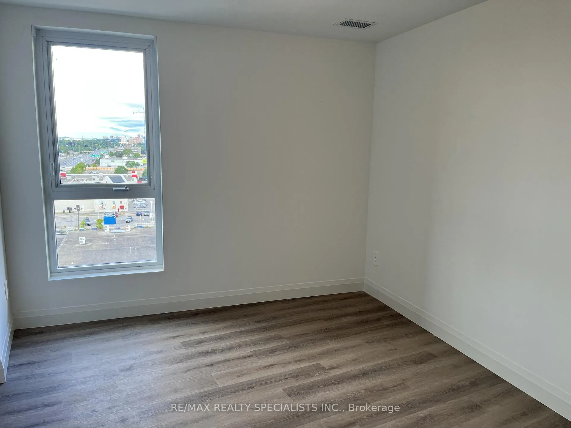 Photo 22 of Unit 808, 1333 Weber Street E, Kitchener — HOMEH
