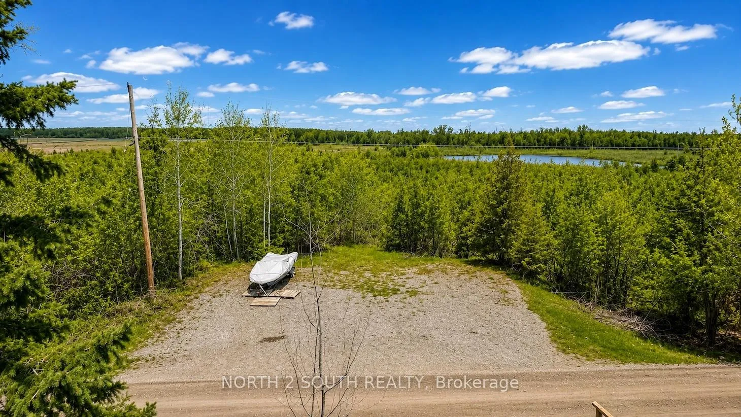 Photo 4 of 123 Fells Point Road, Kawartha Lakes, Fenelon — HOMEH