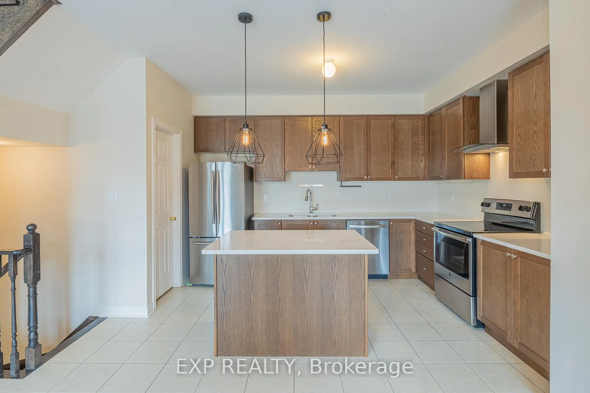 Photo 7 of 1174 Durno Court, Milton, Harrison — HOMEH
