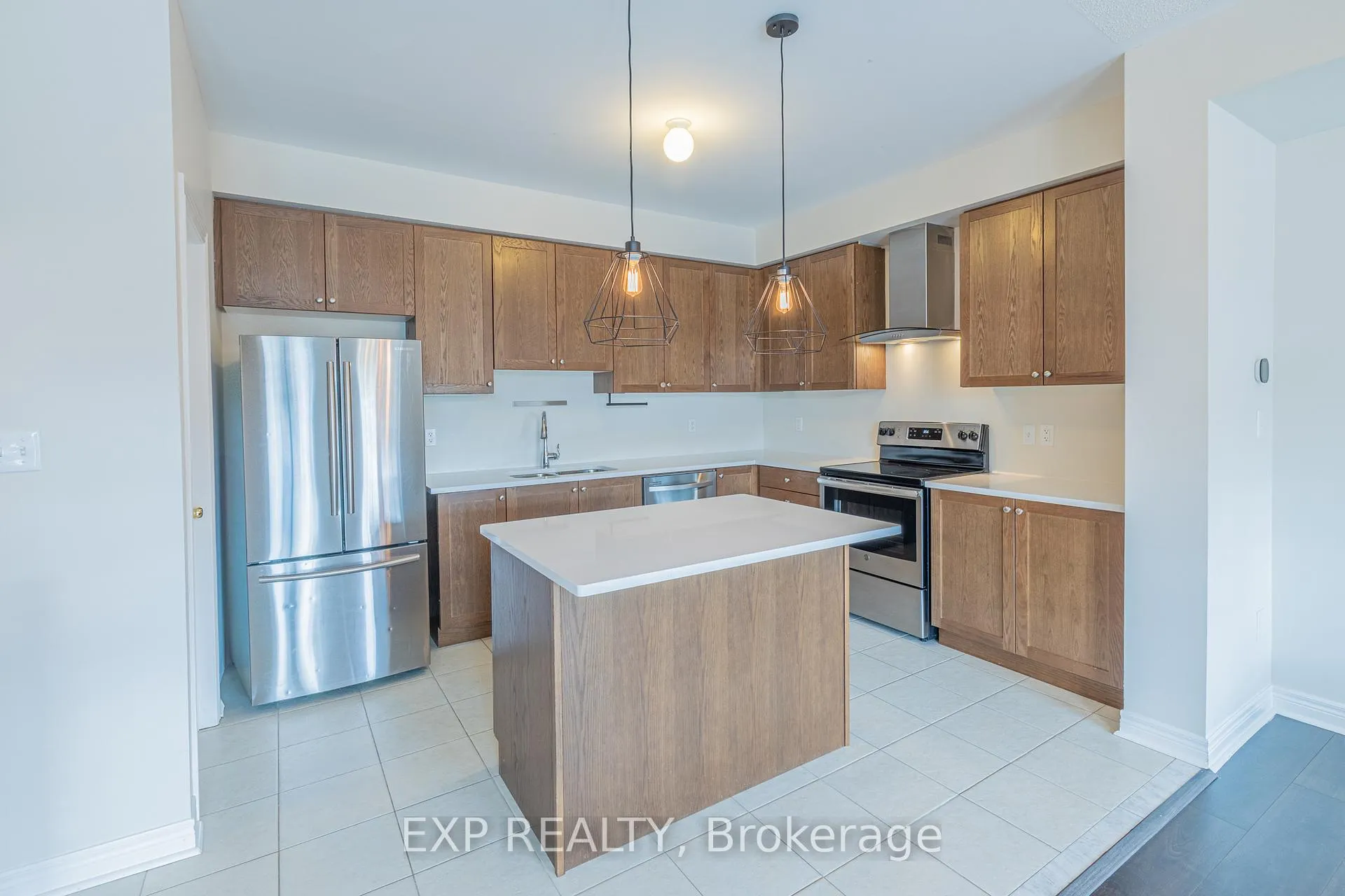 Photo 8 of 1174 Durno Court, Milton, Harrison — HOMEH