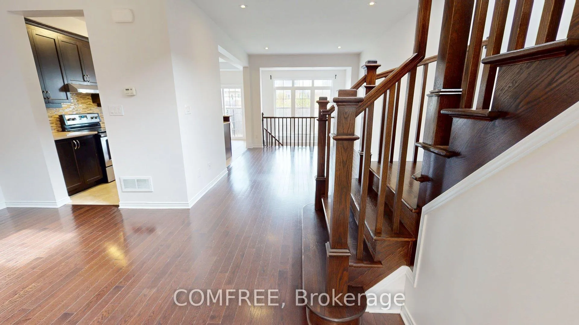Photo 3 of 149 Lochnaw Private, Ottawa, Barrhaven - Stonebridge — HOMEH
