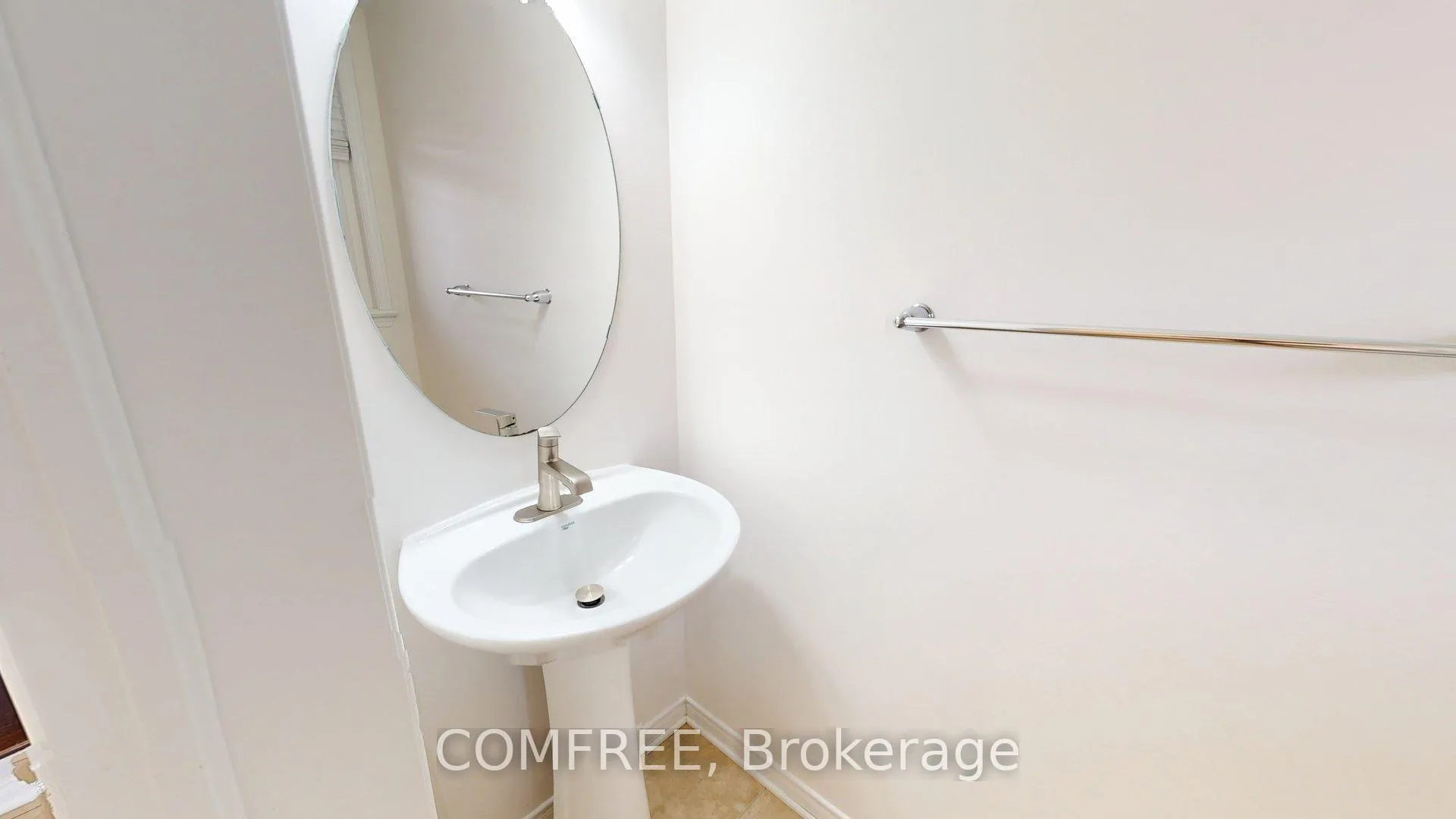 Photo 13 of 149 Lochnaw Private, Ottawa, Barrhaven - Stonebridge — HOMEH