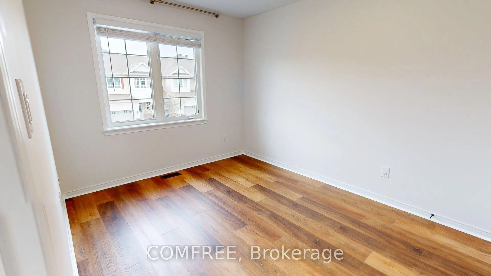 Photo 17 of 149 Lochnaw Private, Ottawa, Barrhaven - Stonebridge — HOMEH