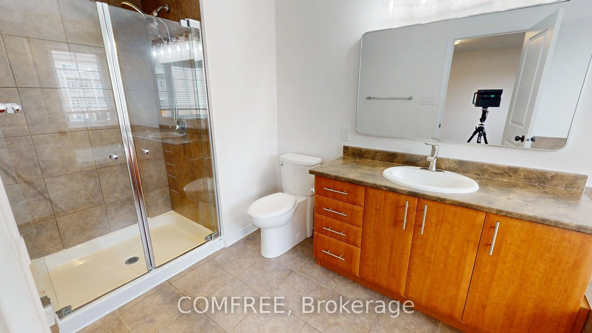 Photo 26 of 149 Lochnaw Private, Ottawa, Barrhaven - Stonebridge — HOMEH