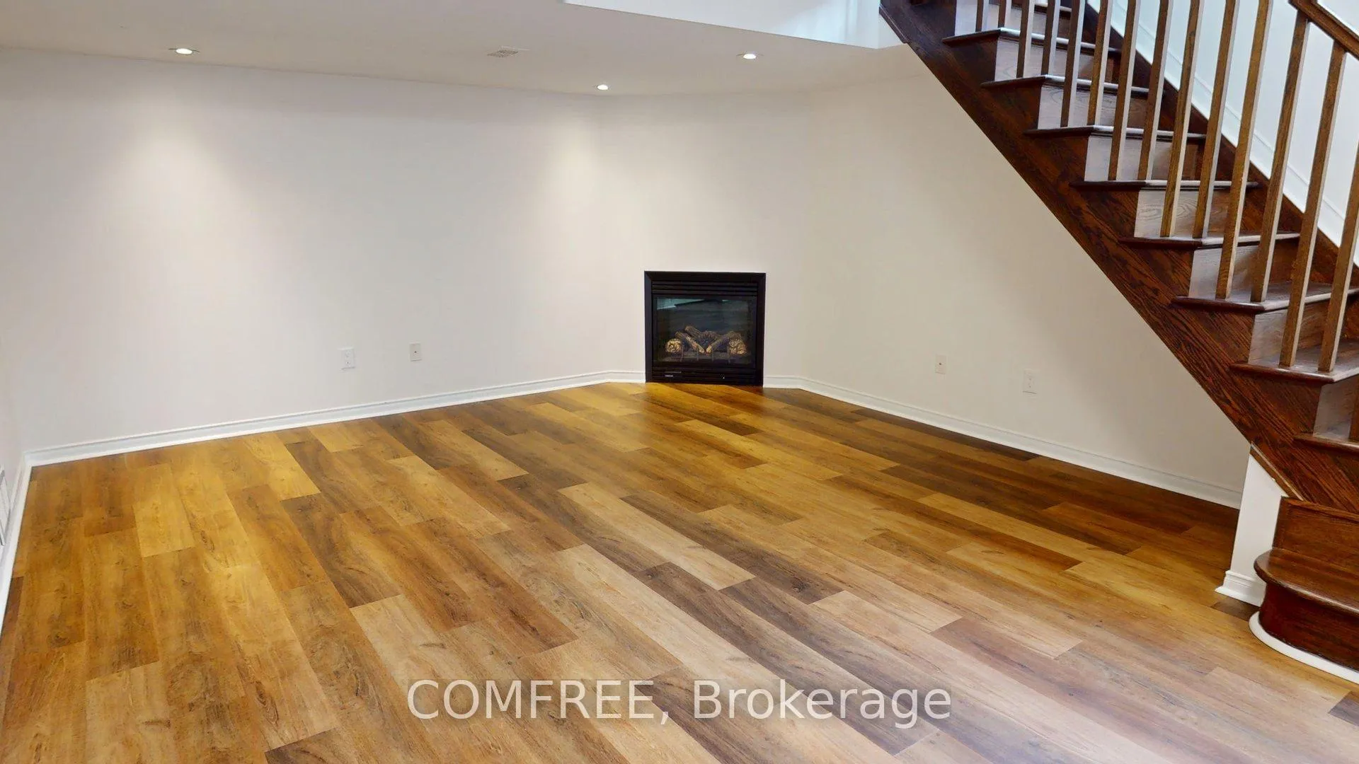 Photo 28 of 149 Lochnaw Private, Ottawa, Barrhaven - Stonebridge — HOMEH