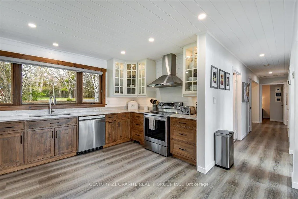 Photo 4 of 1012 Black Road, Frontenac, Frontenac North — HOMEH