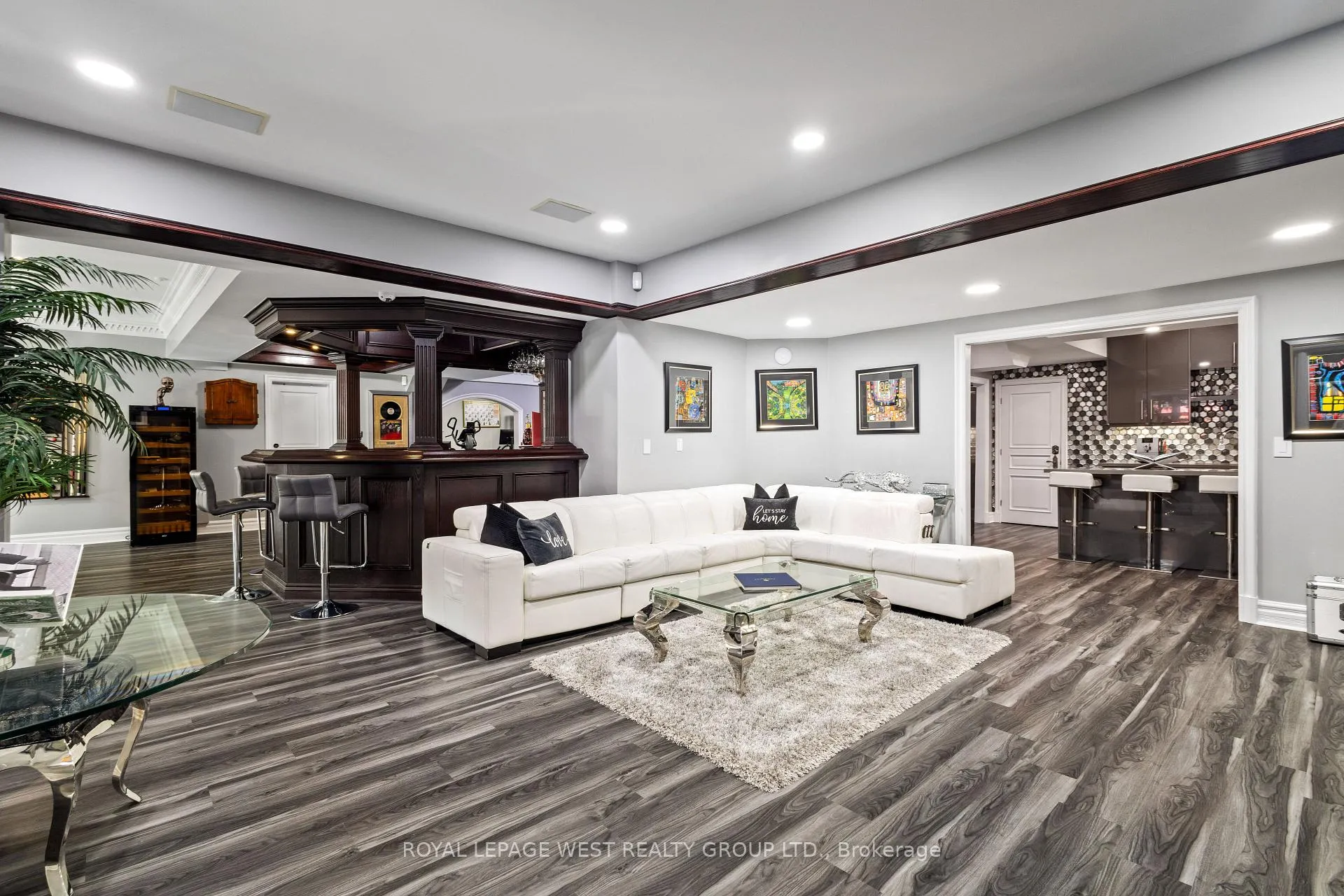 Photo 39 of 24 Mcarthur Heights, Brampton, Snelgrove — HOMEH