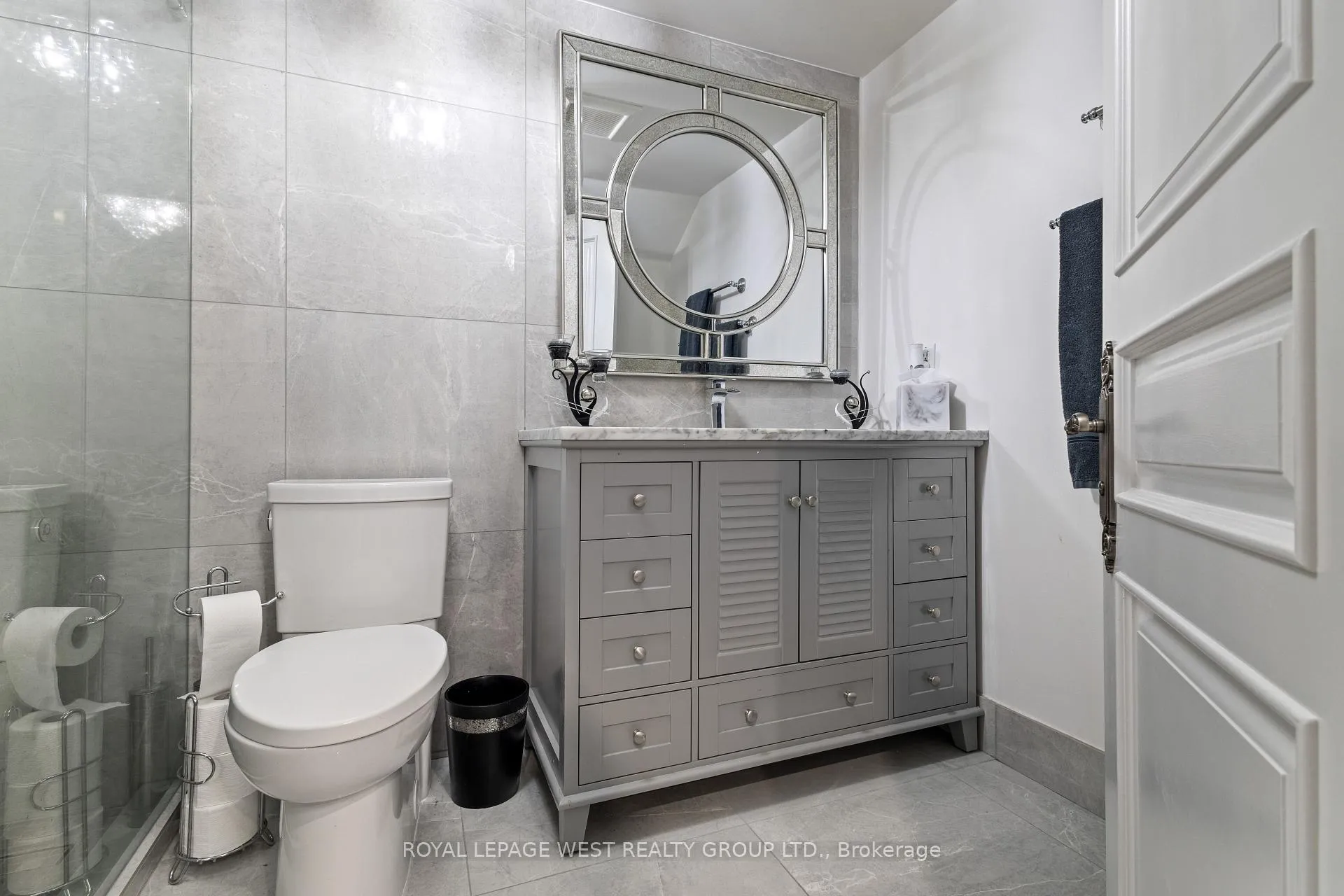 Photo 46 of 24 Mcarthur Heights, Brampton, Snelgrove — HOMEH