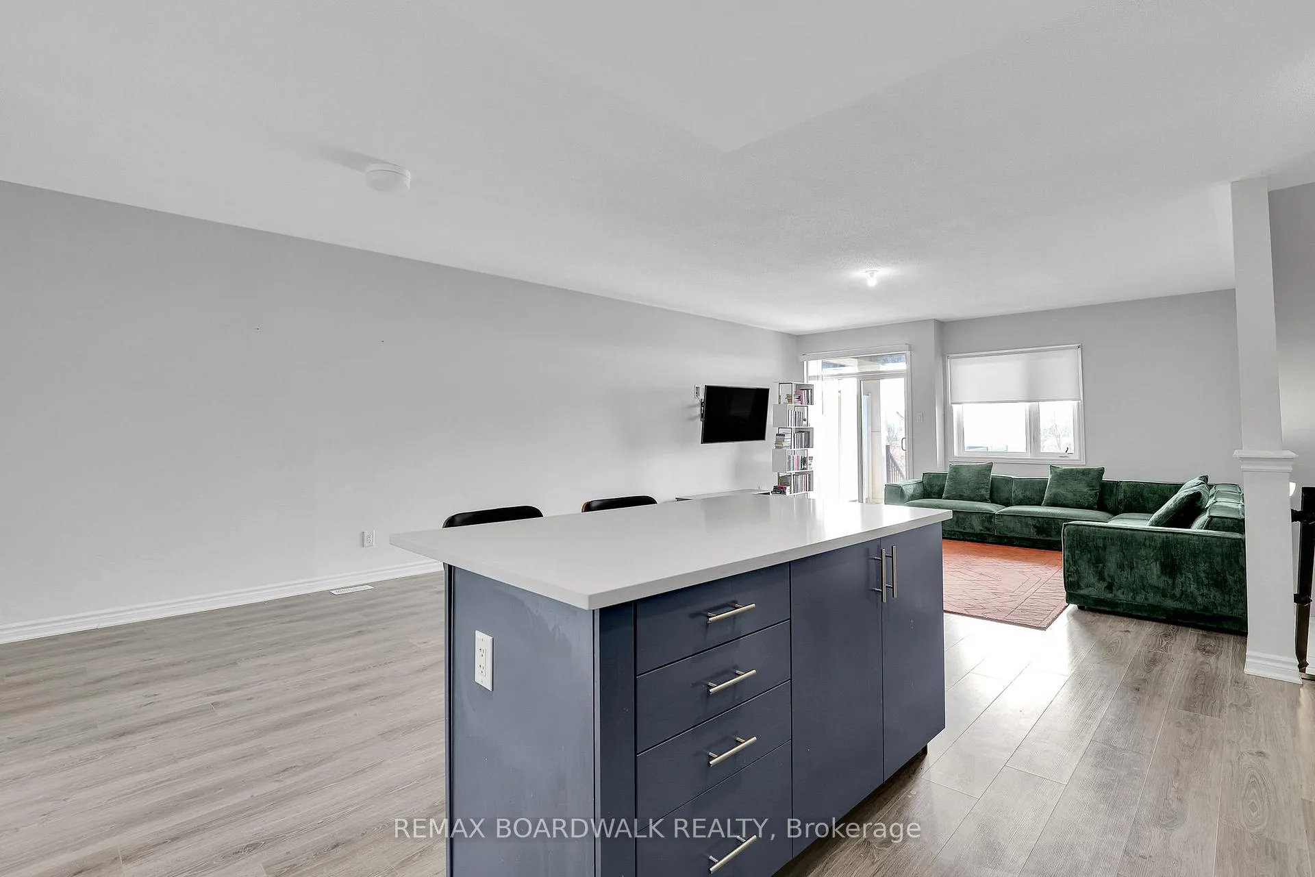 Photo 17 of 306 Pilot Private, Ottawa, Kanata - Emerald Meadows/Trailwest — HOMEH