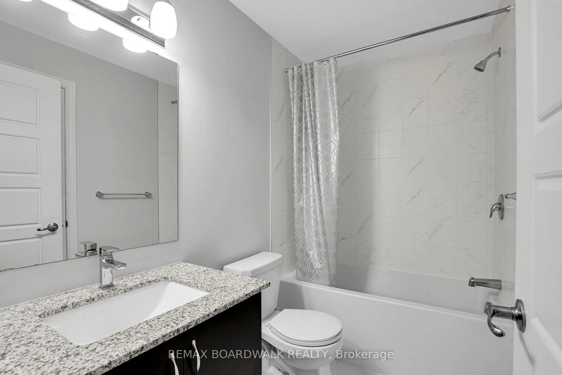 Photo 24 of 306 Pilot Private, Ottawa, Kanata - Emerald Meadows/Trailwest — HOMEH