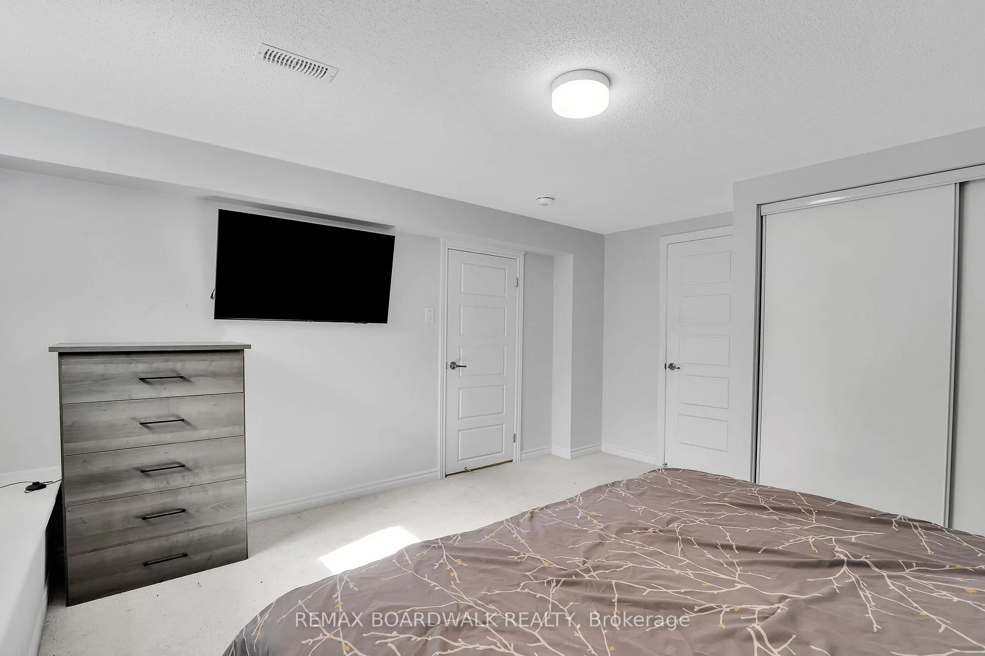 Photo 29 of 306 Pilot Private, Ottawa, Kanata - Emerald Meadows/Trailwest — HOMEH