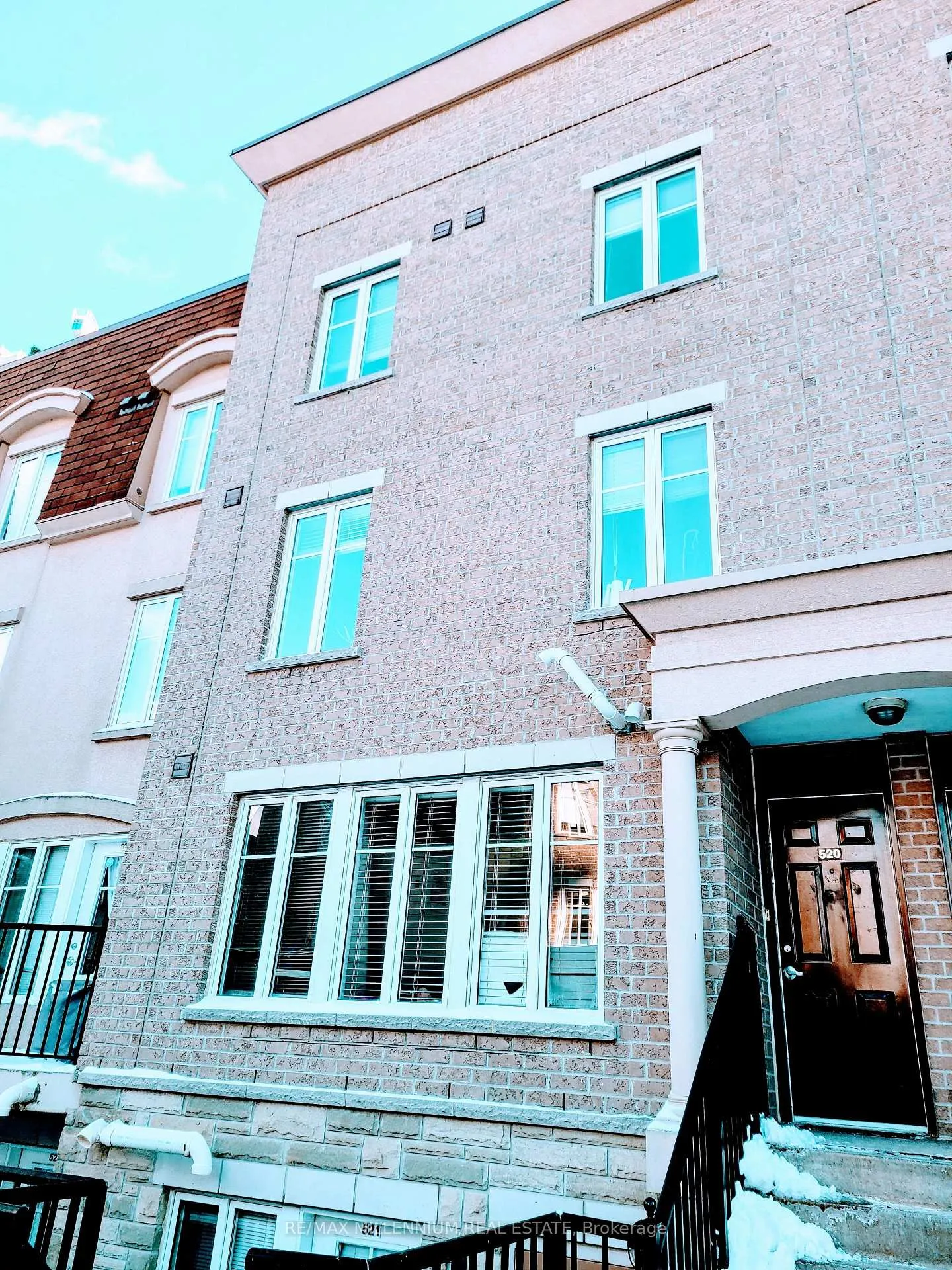 Photo 3 of Unit 837, 46 Western Battery Road, Toronto, Niagara — HOMEH