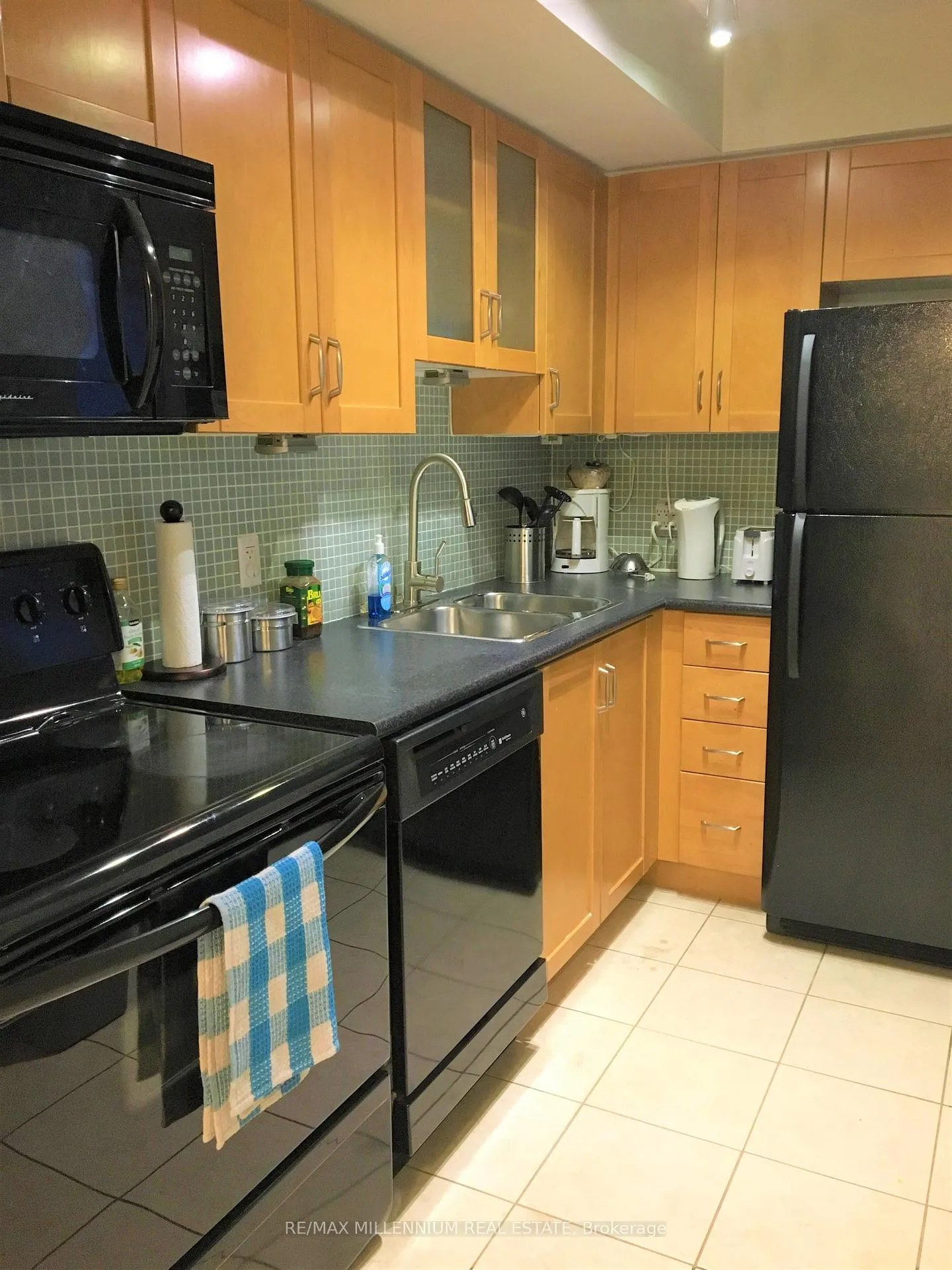 Photo 8 of Unit 837, 46 Western Battery Road, Toronto, Niagara — HOMEH