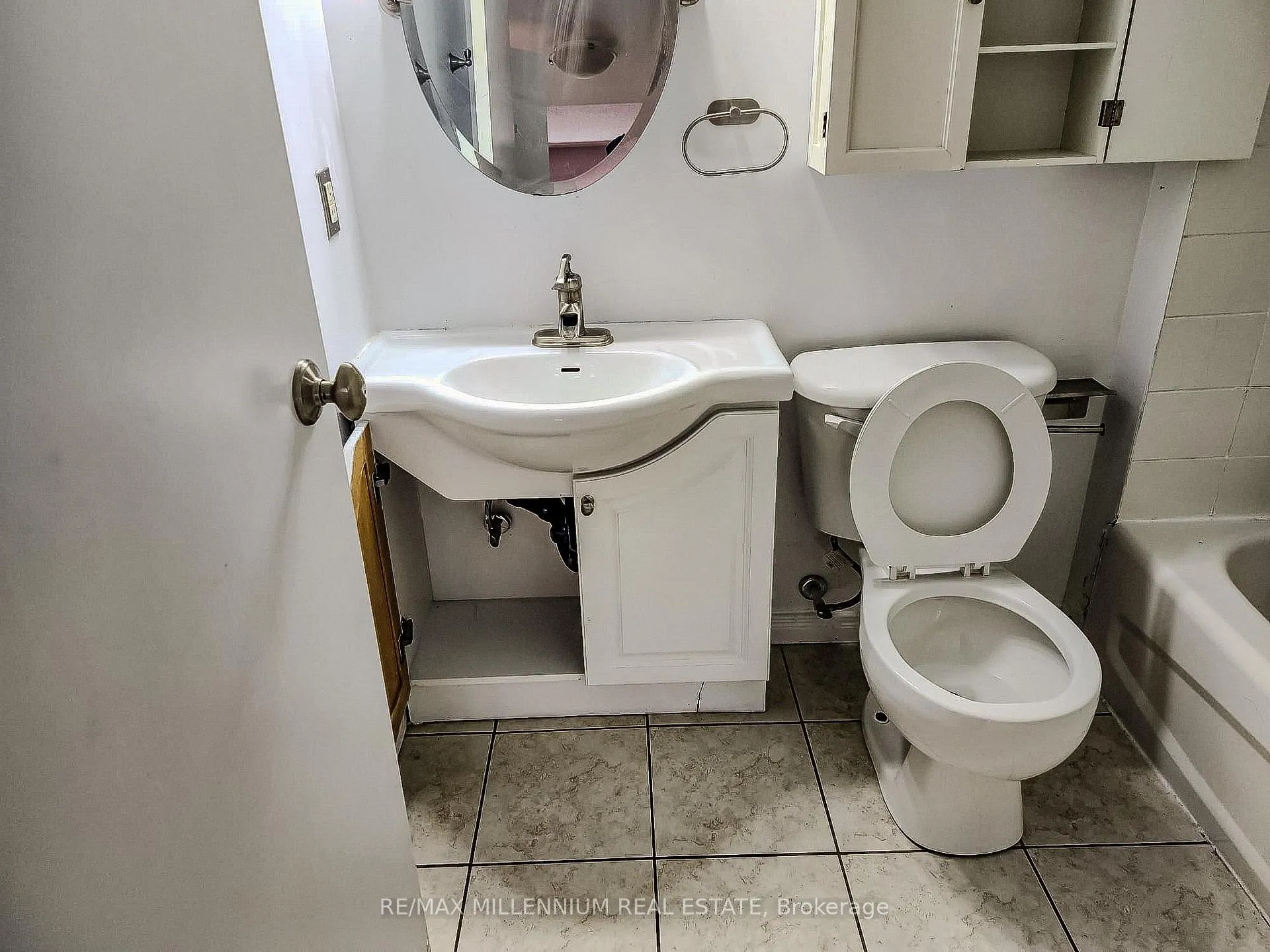 Photo 28 of Unit 837, 46 Western Battery Road, Toronto, Niagara — HOMEH